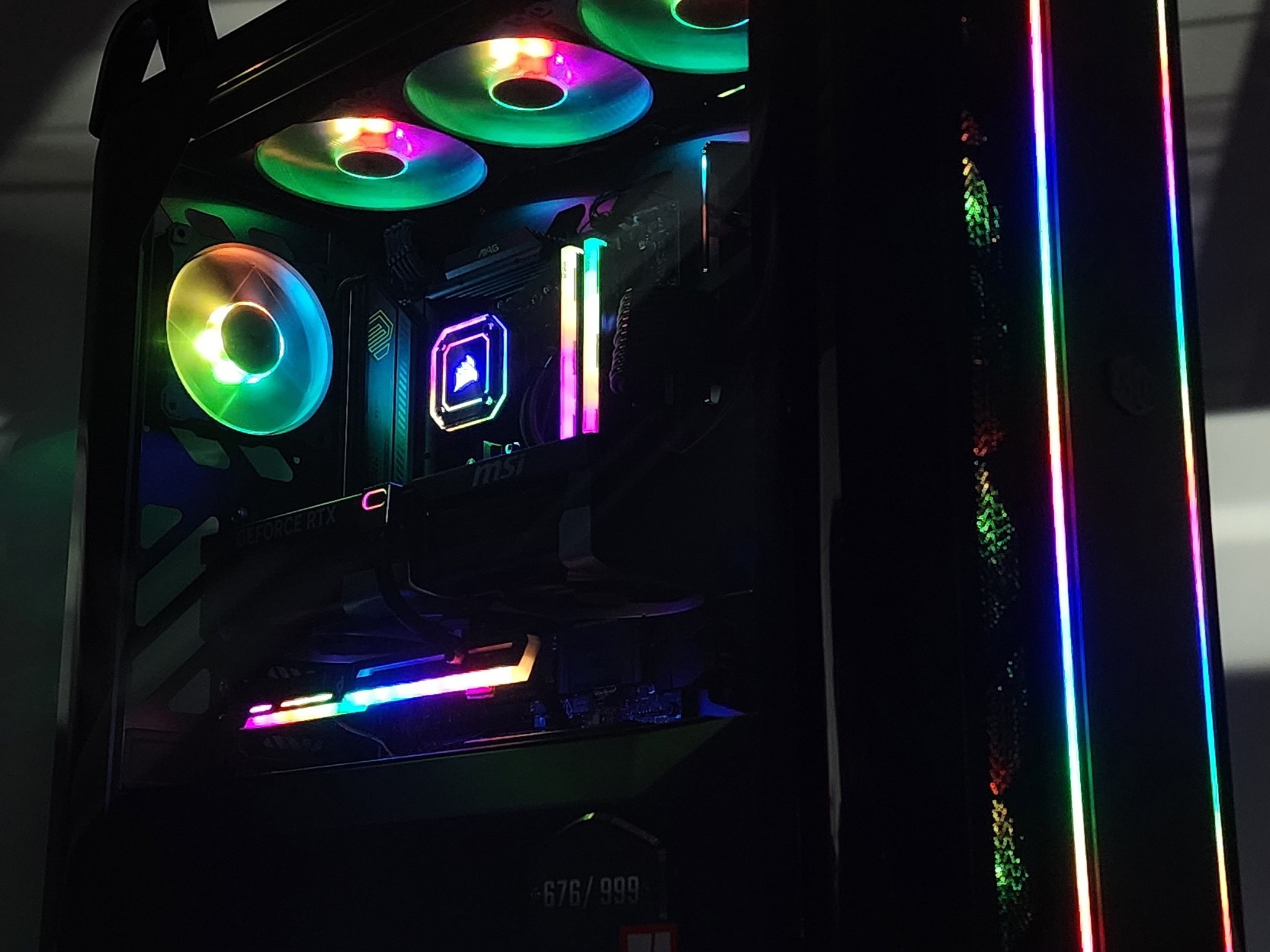 Gaming PC Ryzen 9 9950X3D 32GB RAM 4TB SSD RTX 5090 32GB Windows 11 Computer