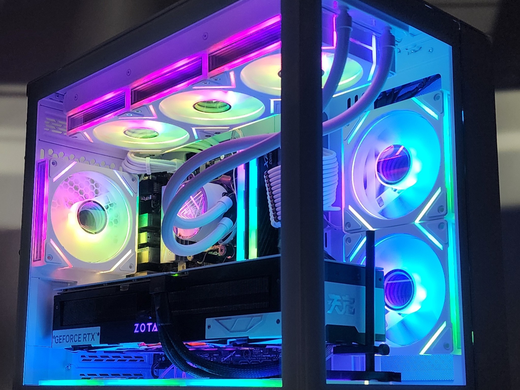 Gaming PC Ryzen 7 7800X3D 32GB RAM 2TB SSD RTX 5070 Ti 16GB Windows 11 Computer