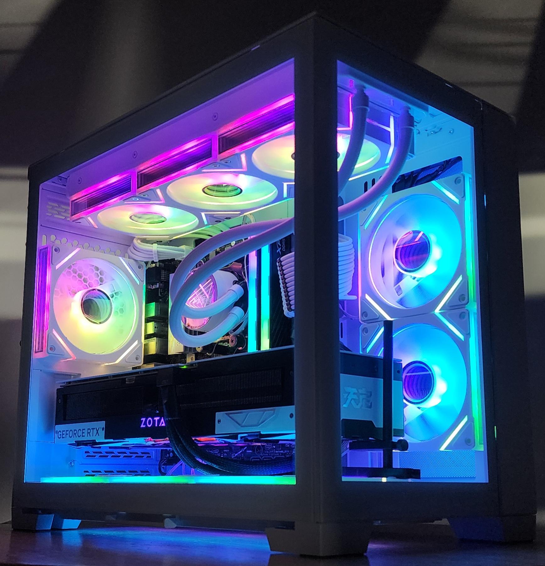 Gaming PC Ryzen 7 7800X3D 32GB RAM 2TB SSD RTX 5070 Ti 16GB Windows 11 Computer