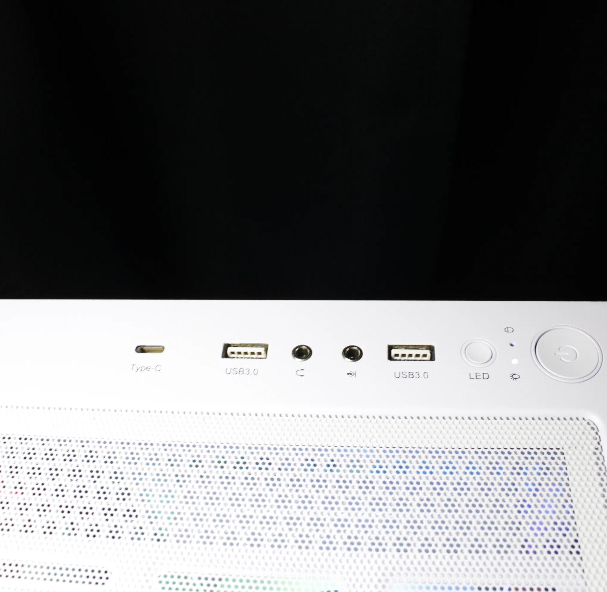White Gaming PC [GTX 1660 Super][i7 7700K]