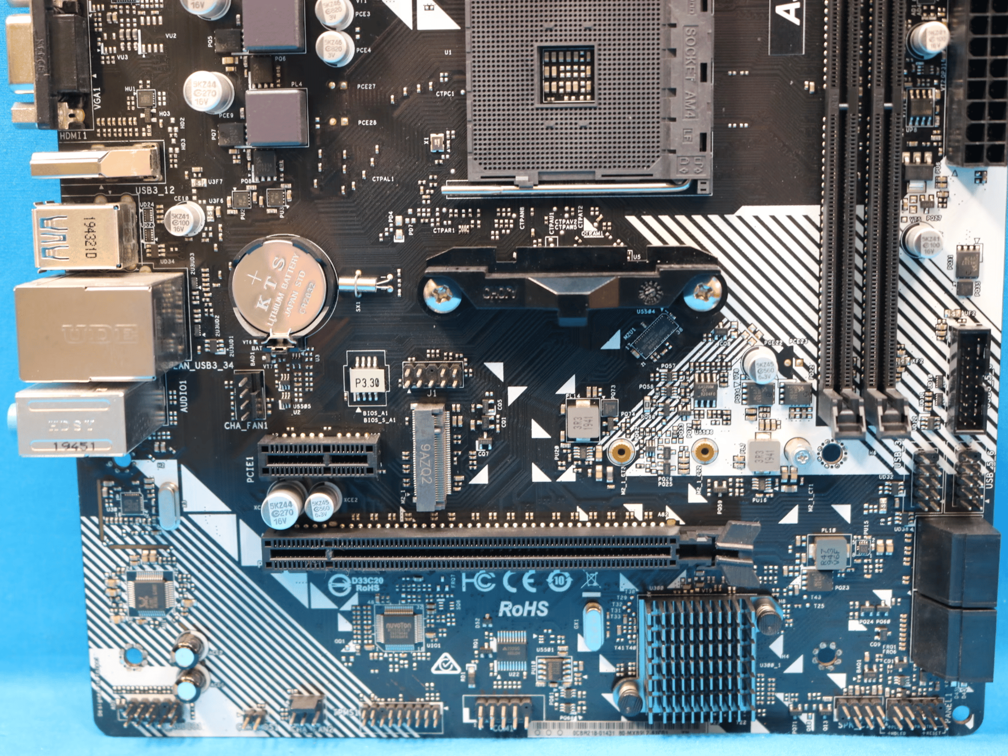 *Newest BIOS Version* ASRock A320M-HDV R4.0 AMD Socket AM4 MicroATX DDR4 Desktop Motherboard & I/O