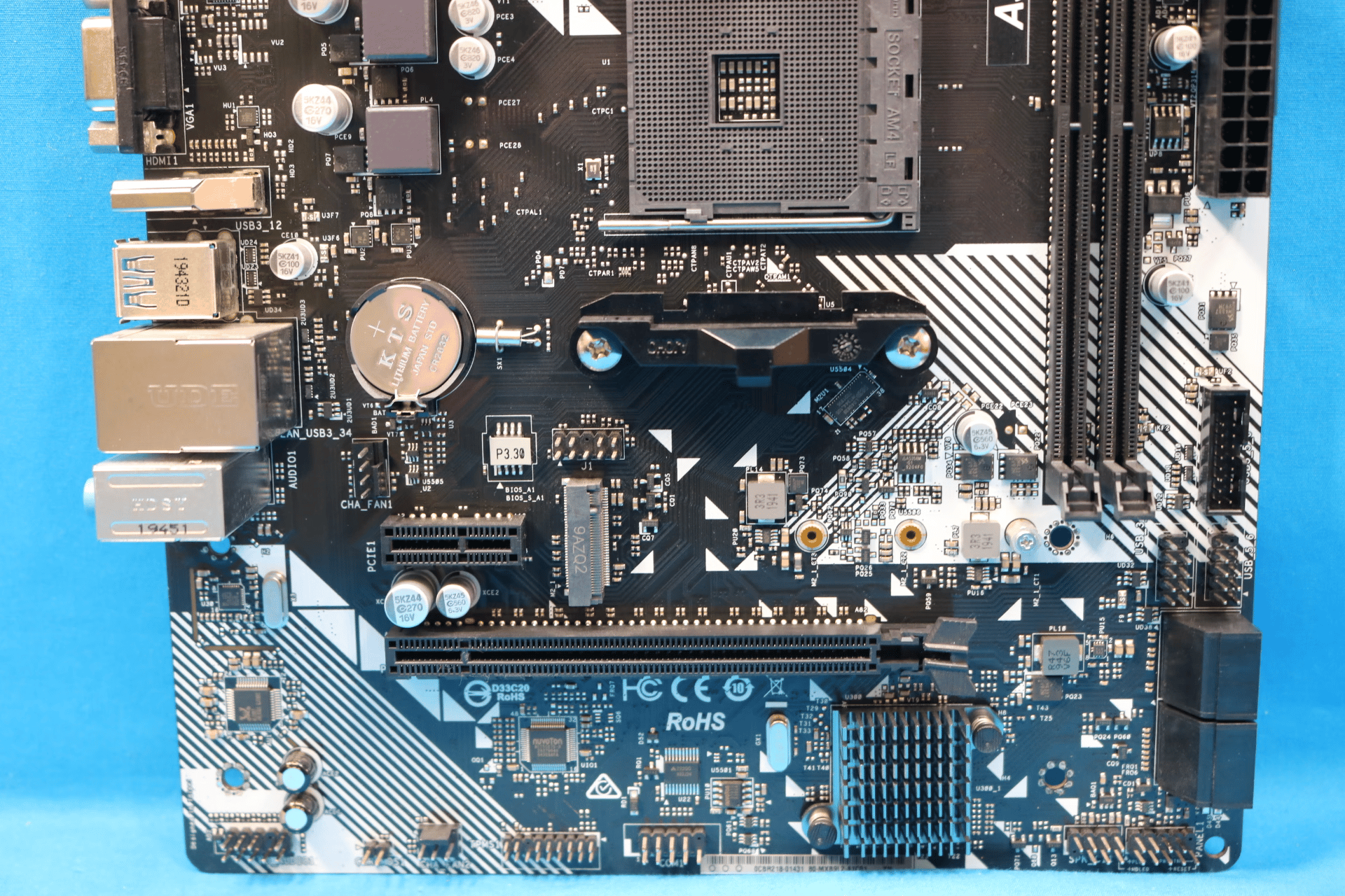 *Newest BIOS Version* ASRock A320M-HDV R4.0 AMD Socket AM4 MicroATX DDR4 Desktop Motherboard & I/O