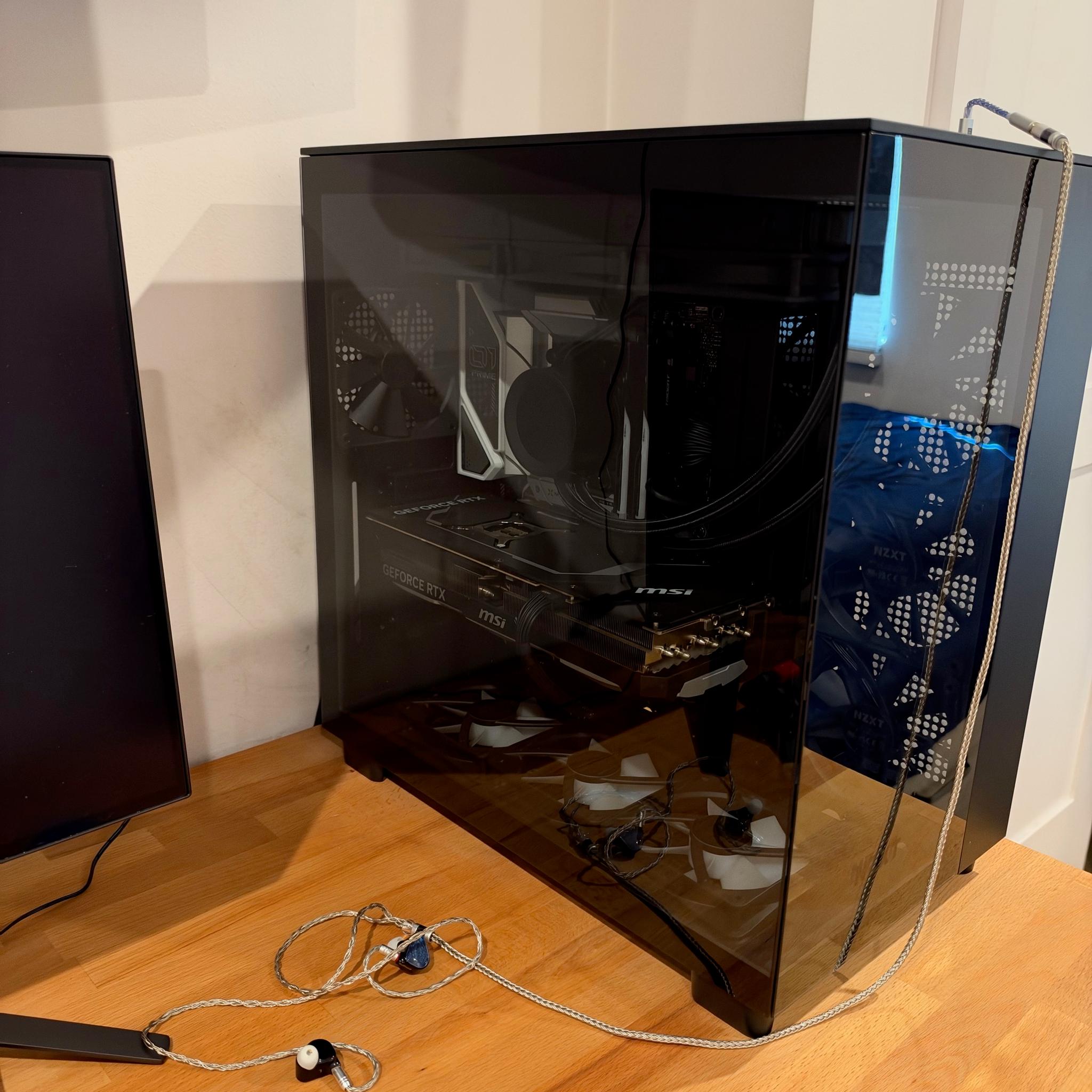 GeForce RTX 4080 Super Custom Gaming PC - Ryzen 9 7900X, 32GB RAM, 1TB NVMe SSD