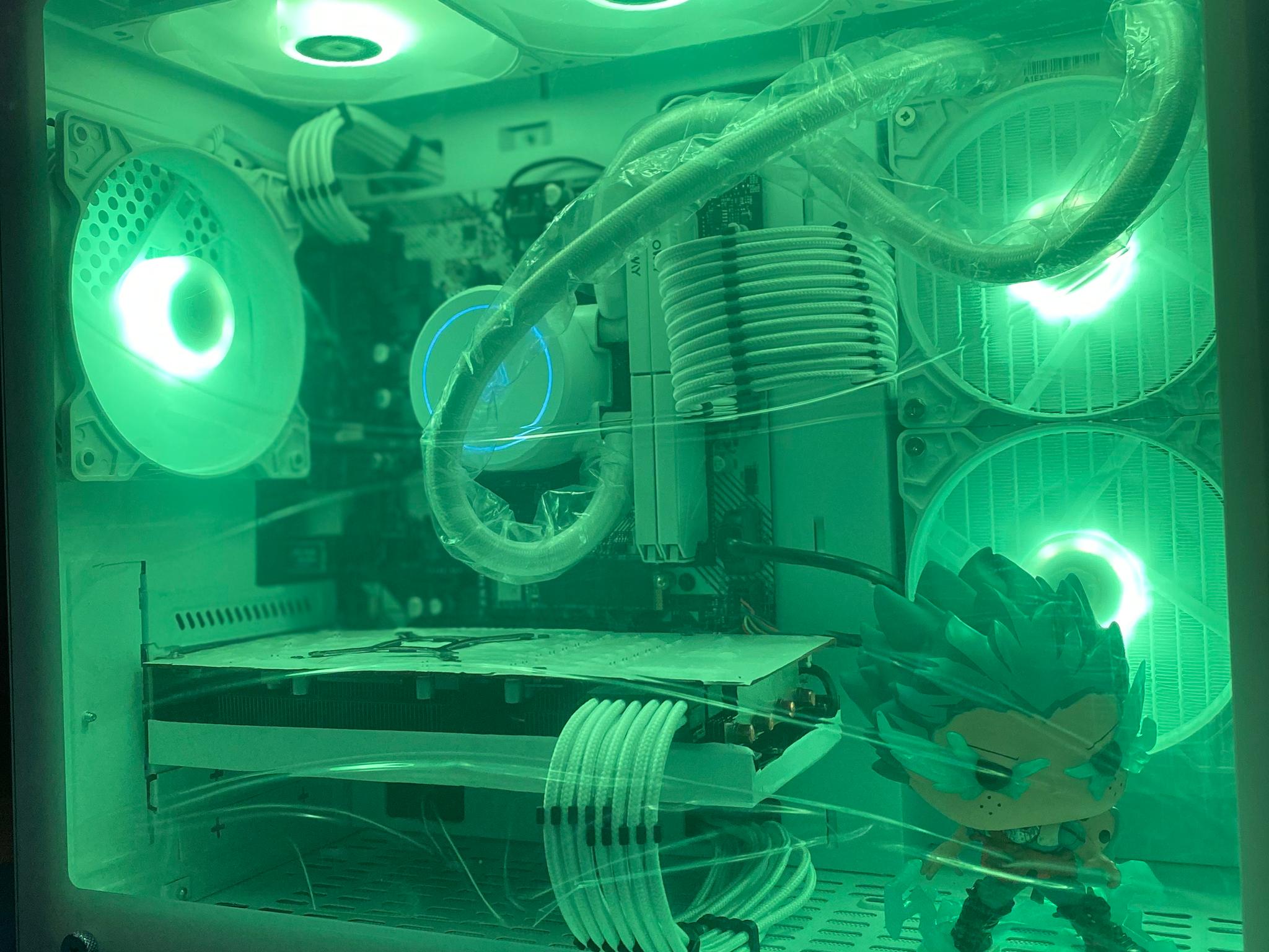 (Liquid-cooled) RX 5700XT| Ryzen 7| 16GB GLOWAY DDR4 RAM| 1TB NVMe SSD| Windows 11 PRO w/ Deku💫