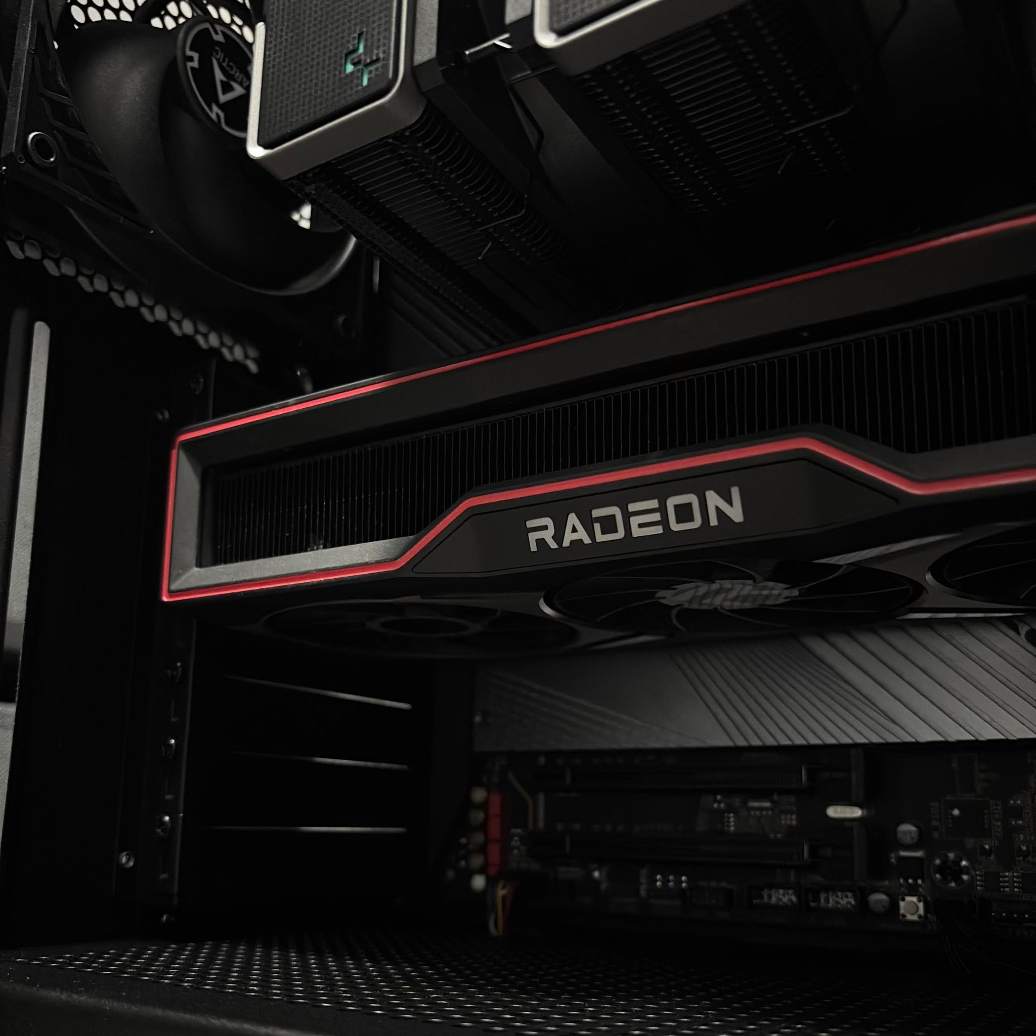 Stealth Gaming PC | i5-14600KF | RX 6900XT | 32GB DDR5 | 1TB SSD