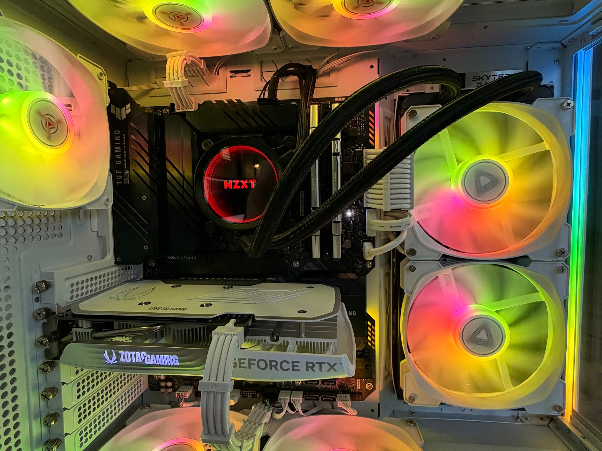 RTX 4060 + I5-10600K + 16gb RAM | Gaming PC