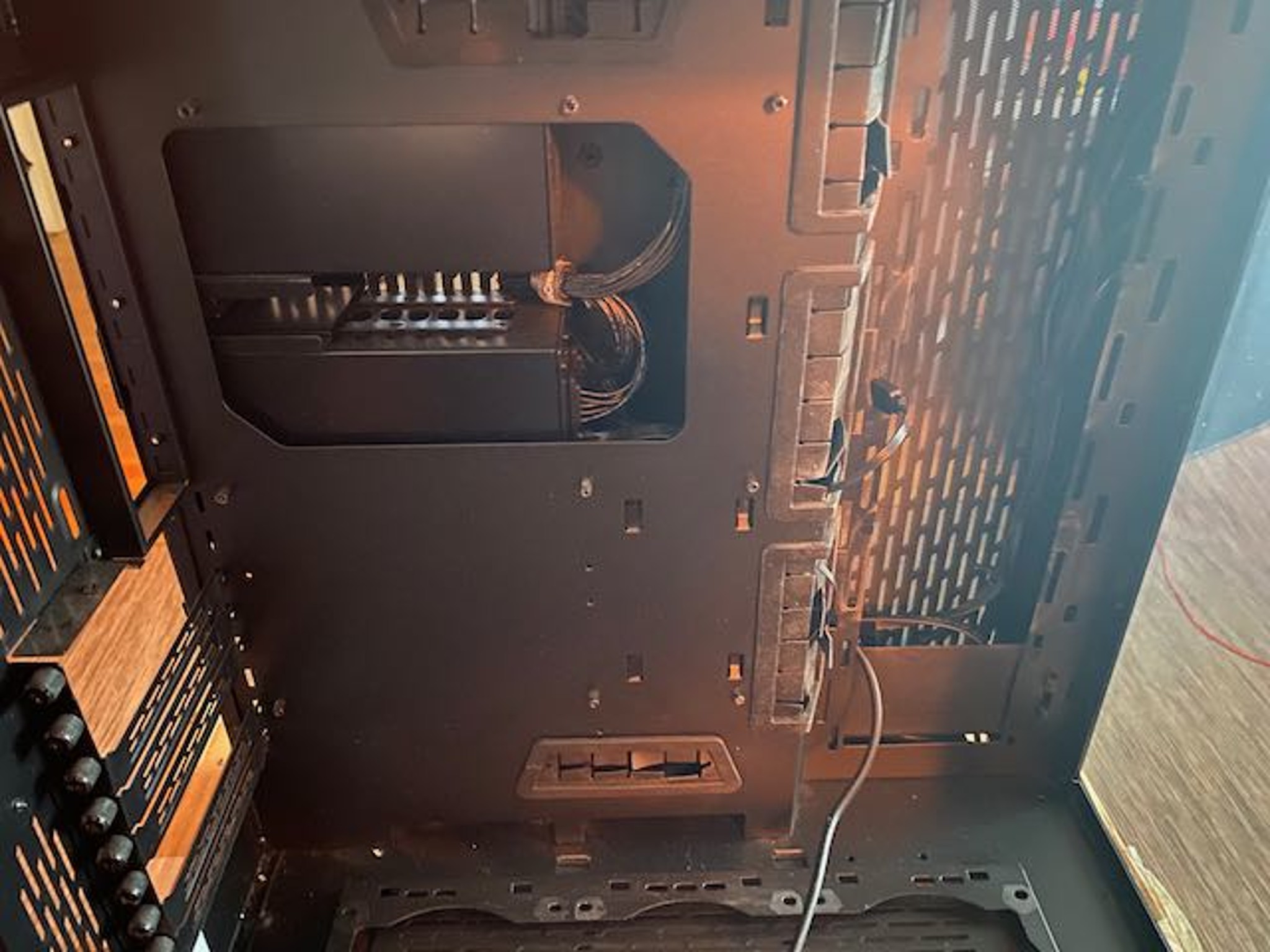 Lian Li O11D XLX ROG 