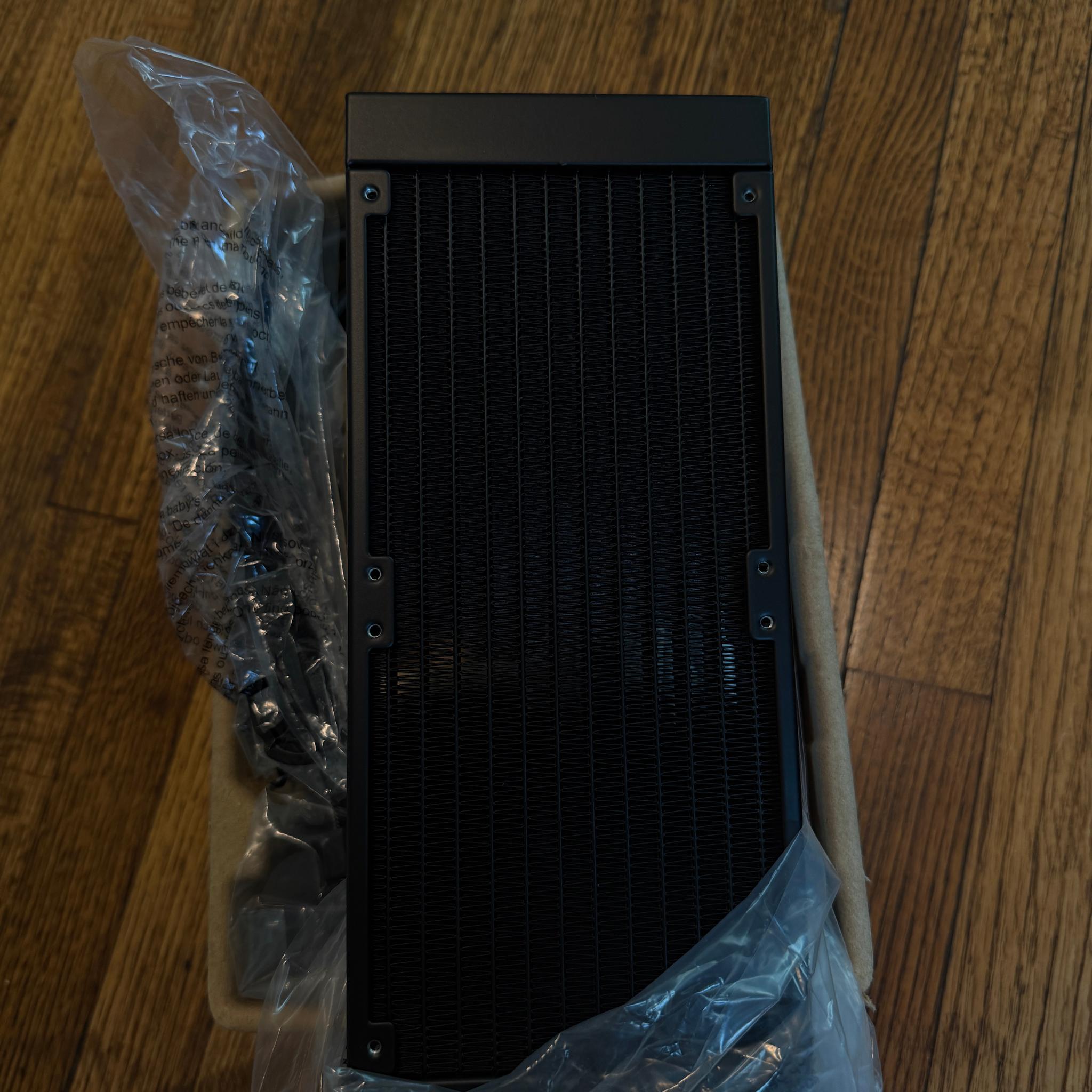 ON SALE! Corsair NAUTILUS 240 RS ARGB - NO MOUNTING SCREWS/SPRINGS!