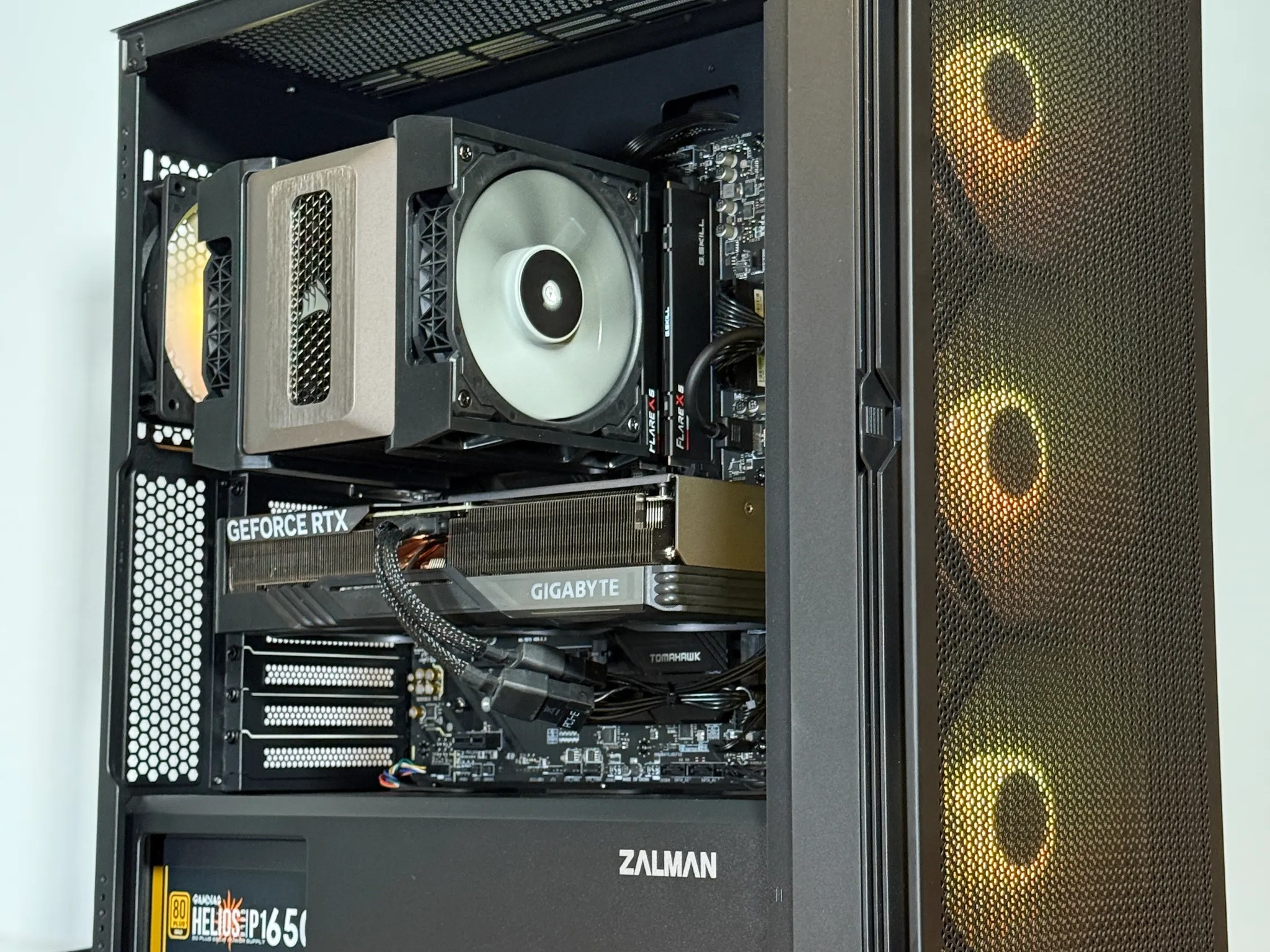 RTX 4070 Ryzen 7600x Gaming PC