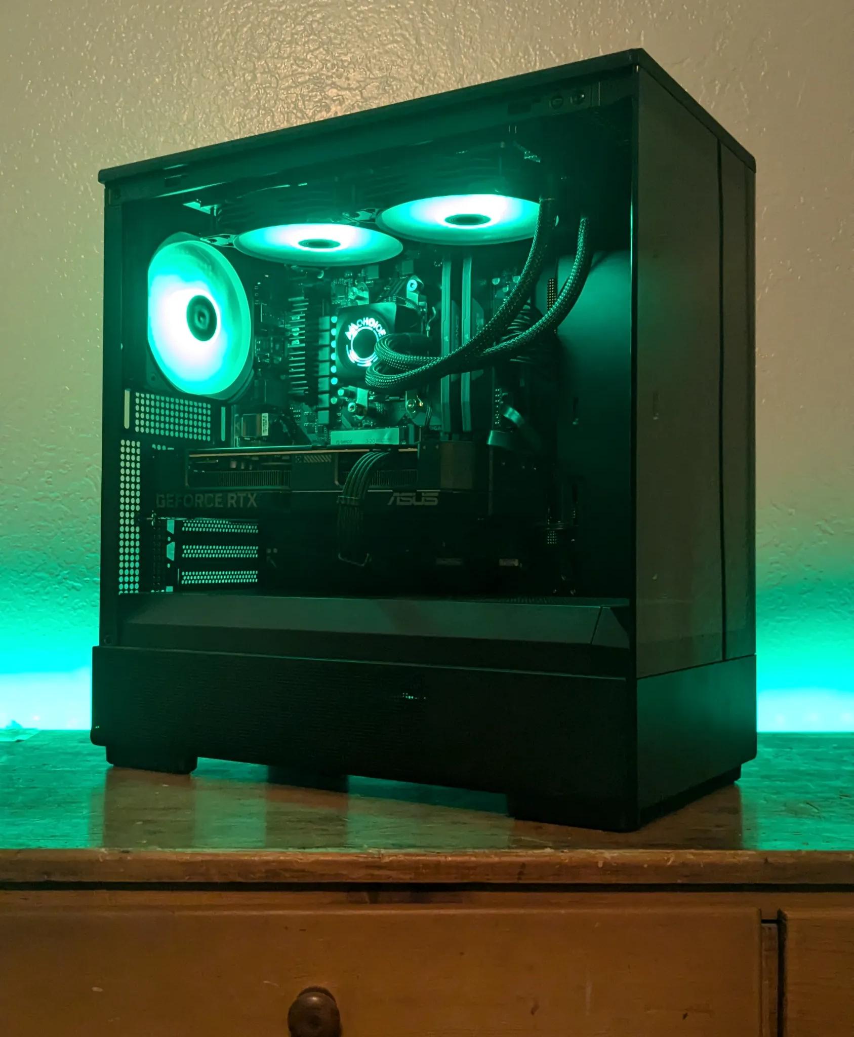 🔥RTX 4070, Ryzen 7 7700, 32 GB DDR5, 1 TB Storage