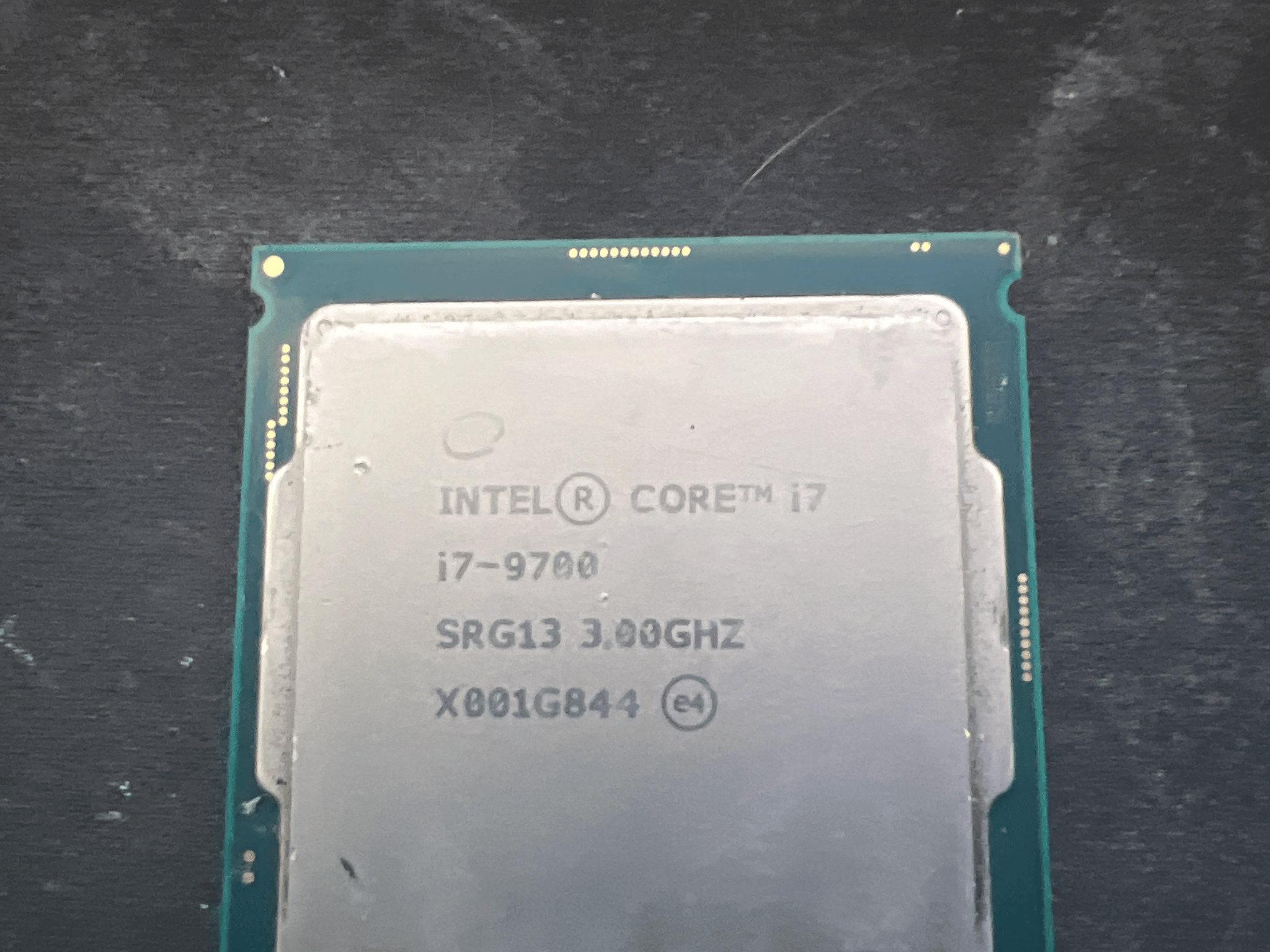 Intel i7 9700
