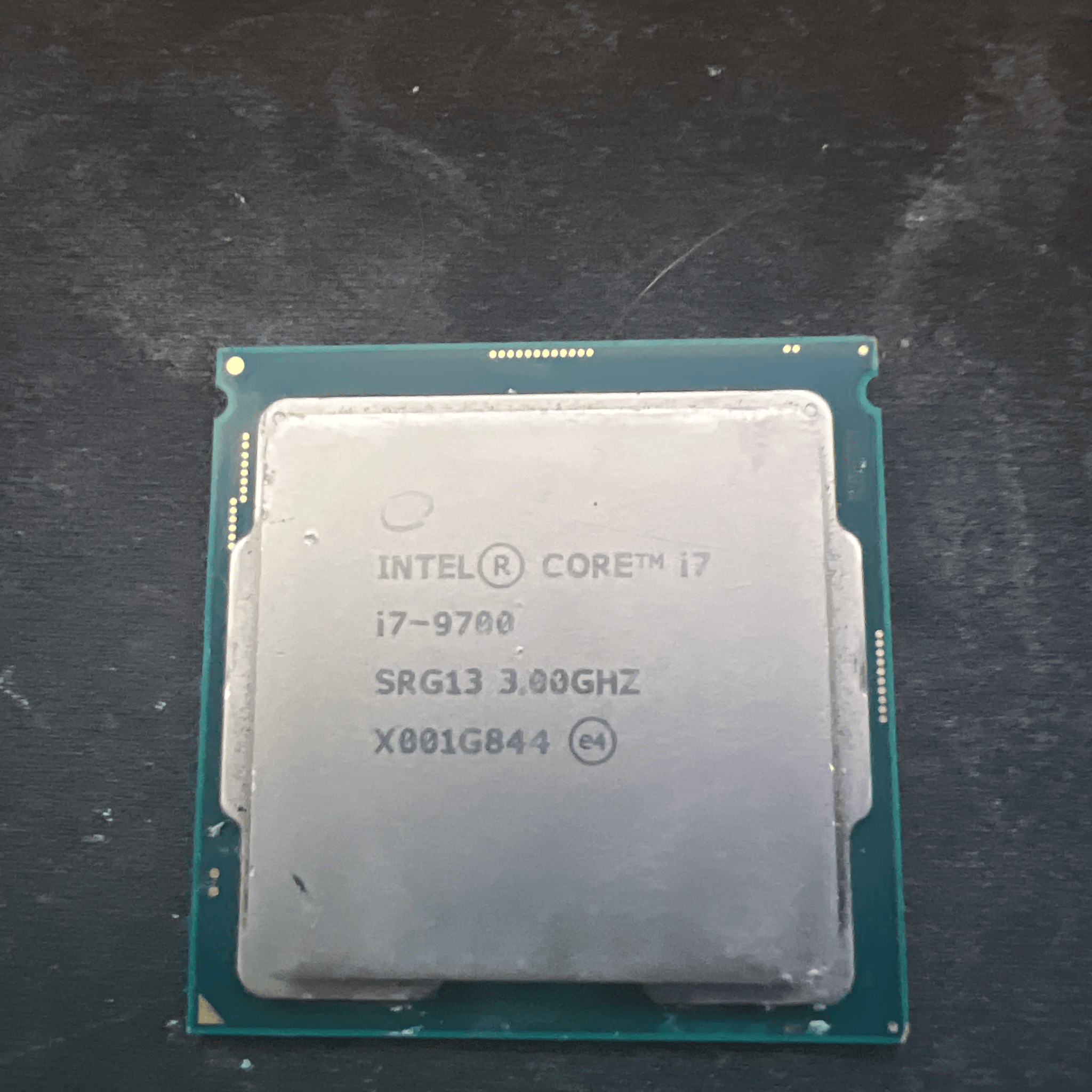 Intel i7 9700