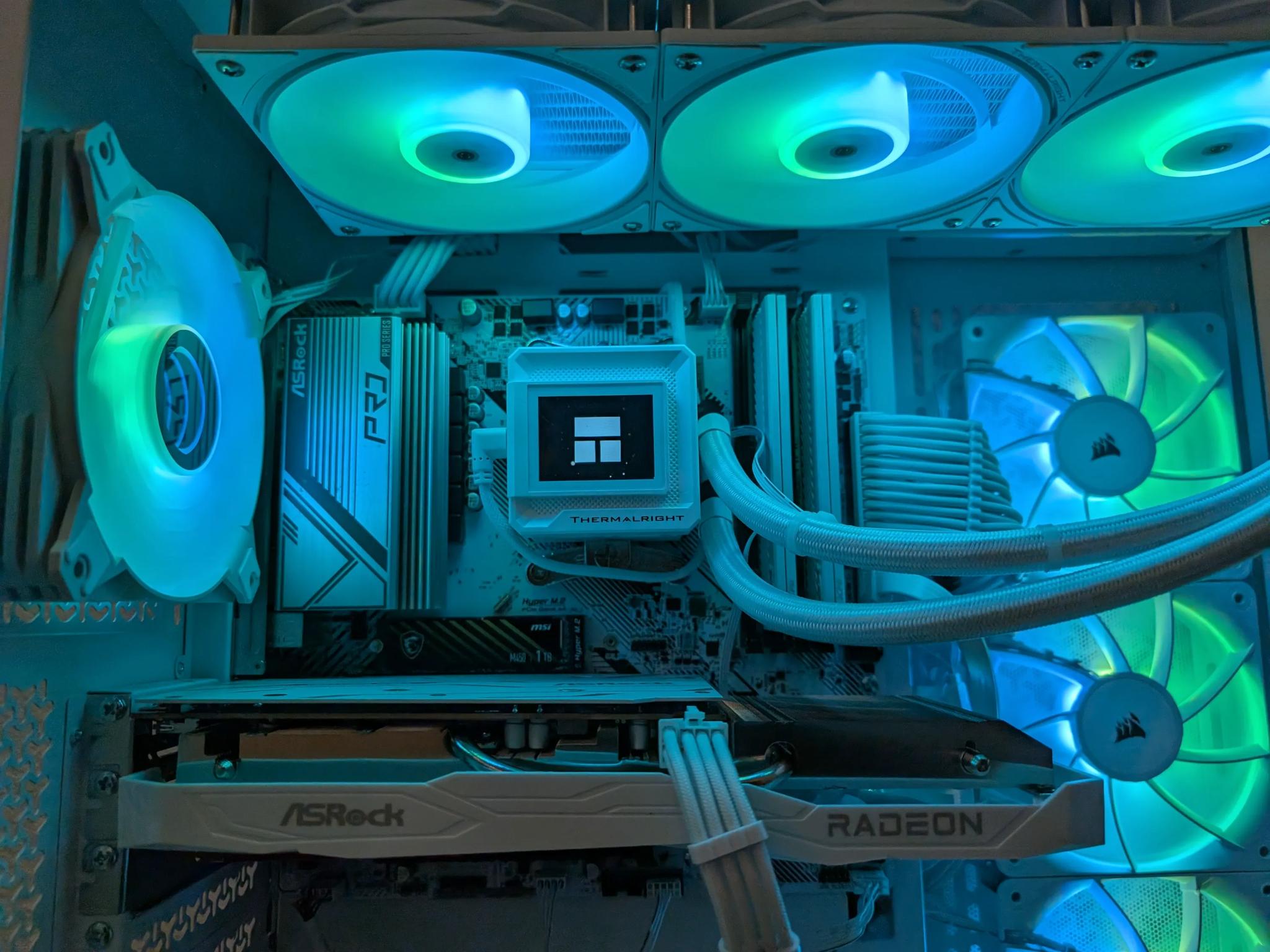 🫰Bargain White Build!🫰| 3900XT | RX 6600 | 16GB DDR4 | 1TB NVME SSD