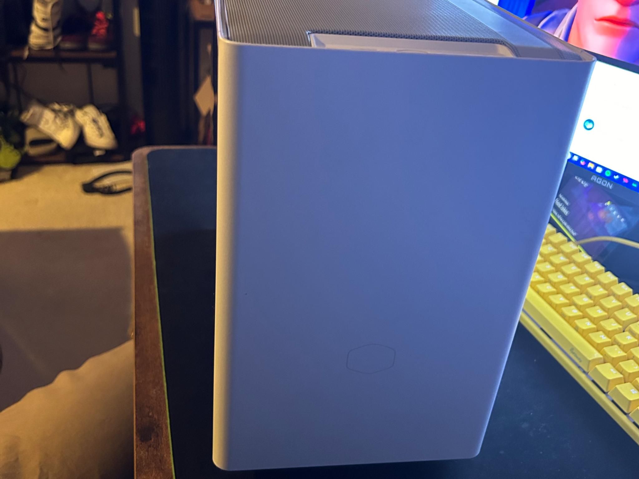Coolermaster NR200p with 240mm RAD