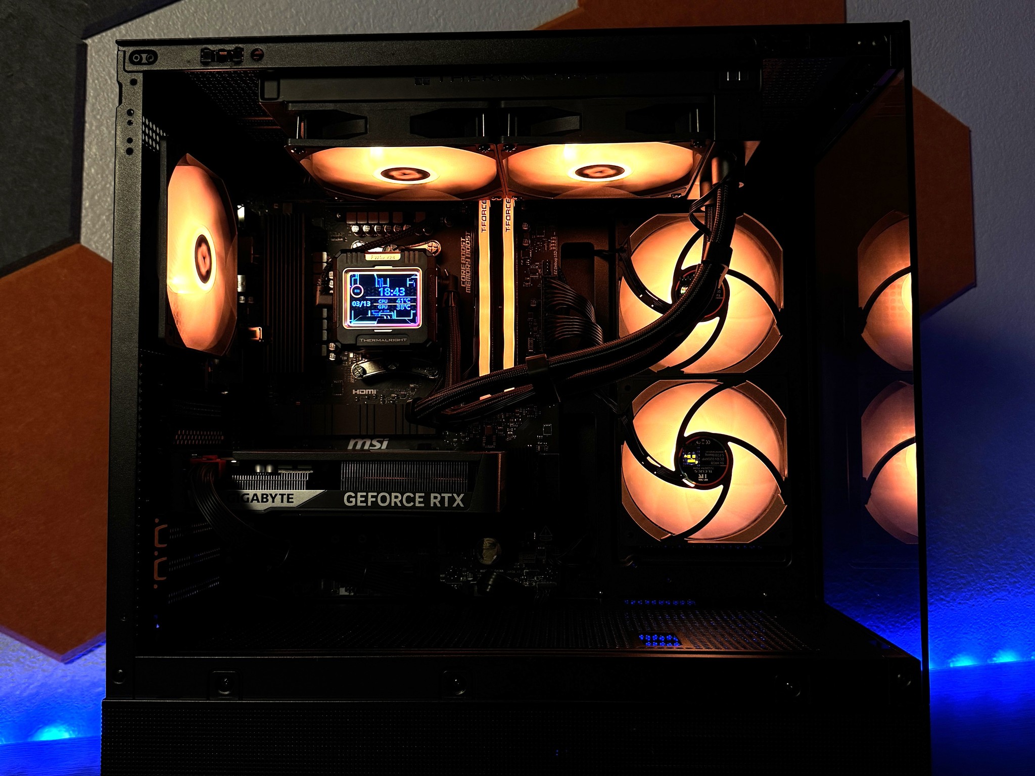 Ryzen 7 7700/RTX 5060 8G 16G DDR5