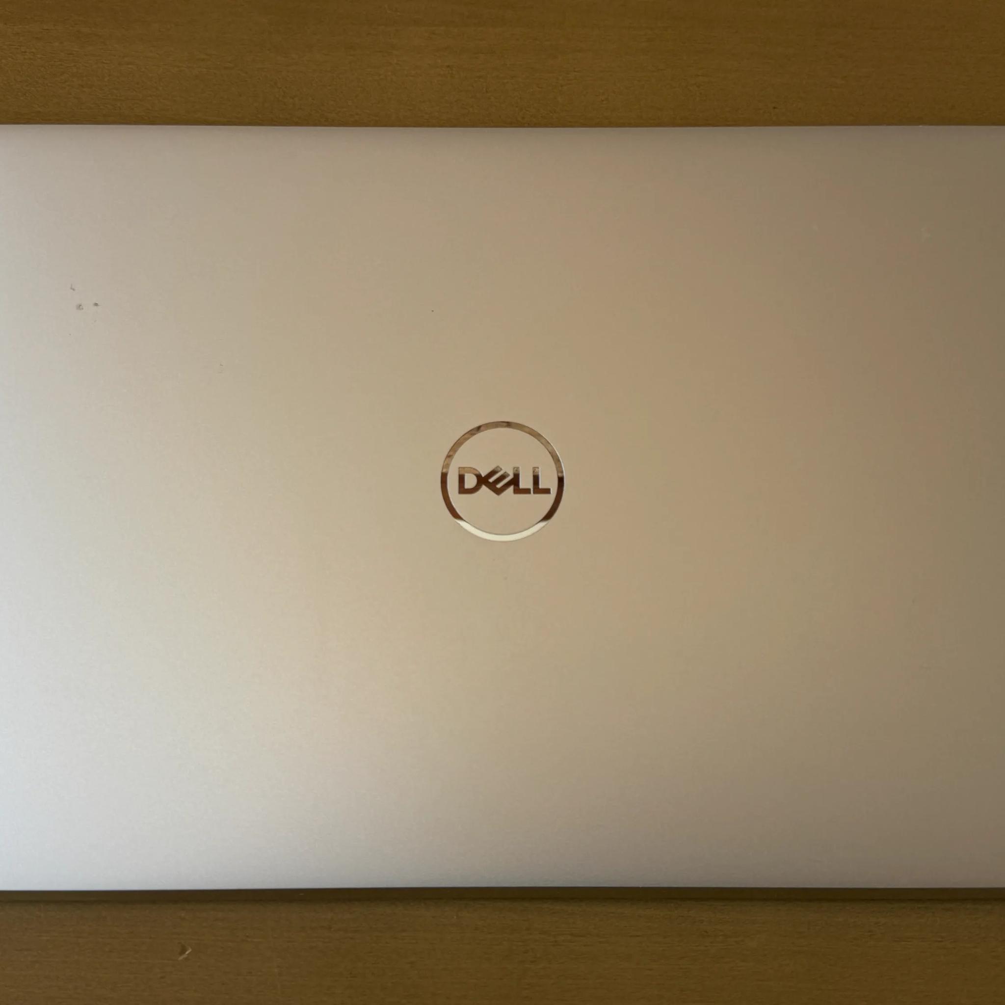 Dell XPS 15 9500 15.6" Laptop Intel Core i7-10750H Nvidia GTX 1650 Ti 16GB RAM 256GB SSD Windows 11