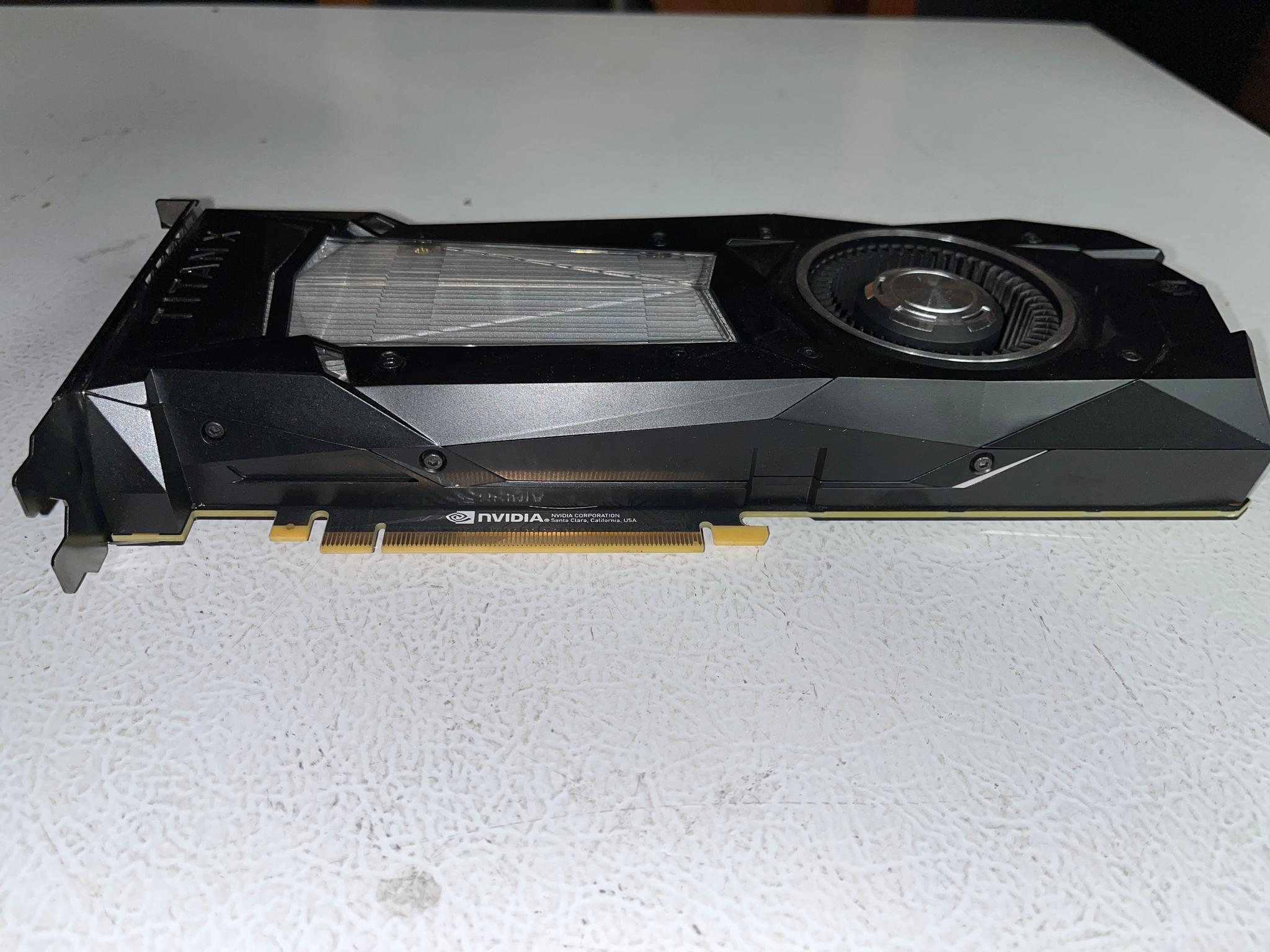 NVIDIA TITAN X Pascal - Image 2