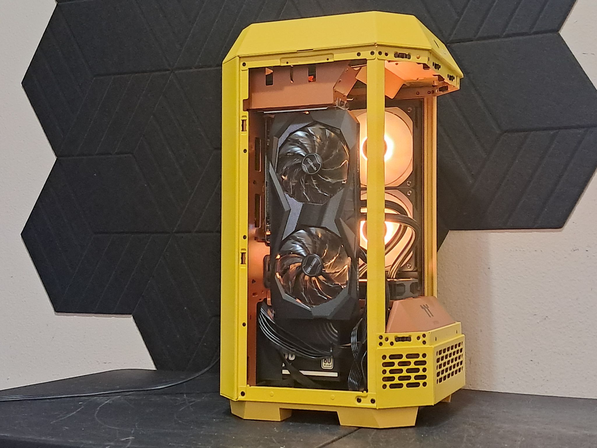 🗼THE TOWER🗼Ryzen 7 3700X | RX 7600 | 16GB DDR4 | 1TB SSD