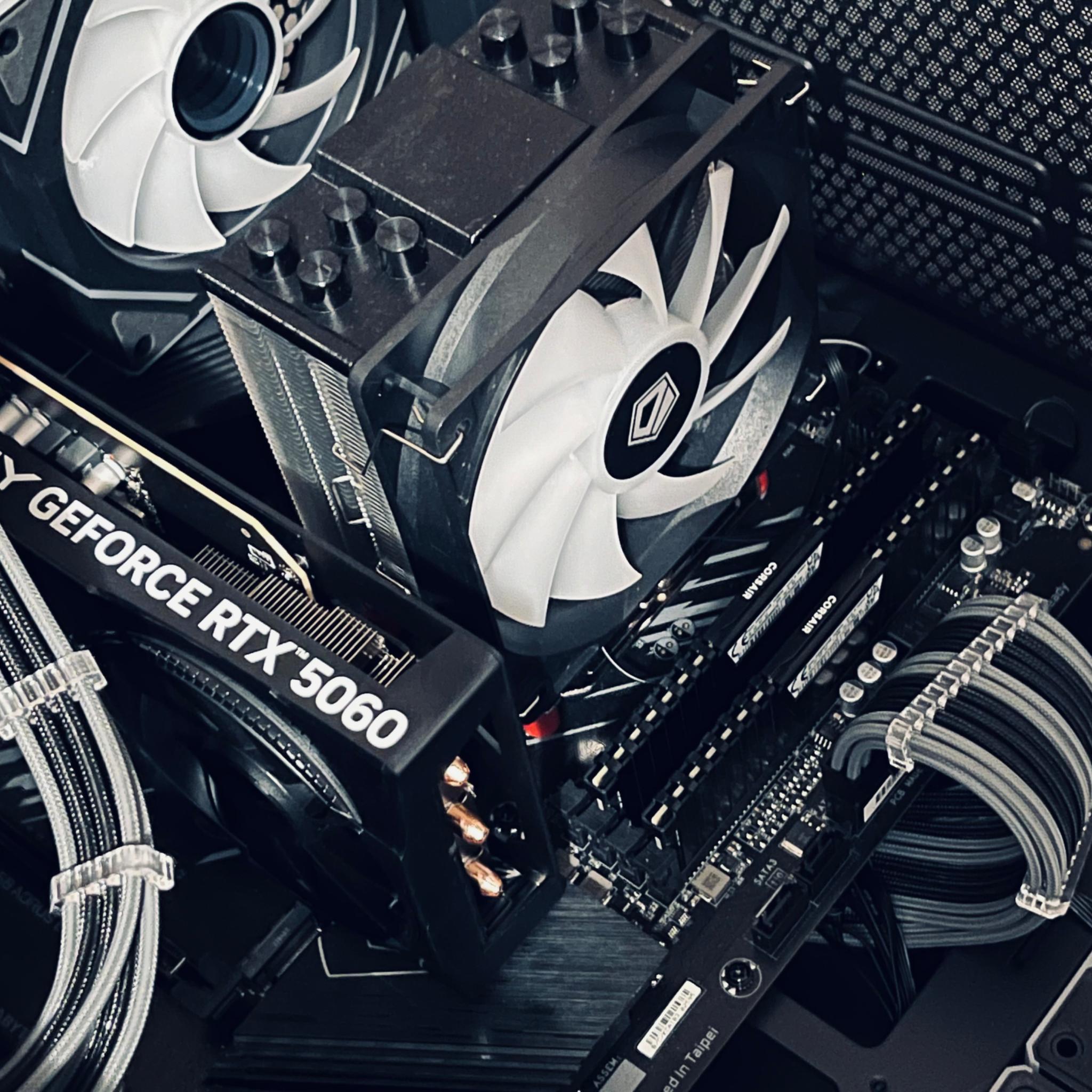 Pro Gaming PC |RTX 5060 // Ryzen 5600 // 32GB DDR4|