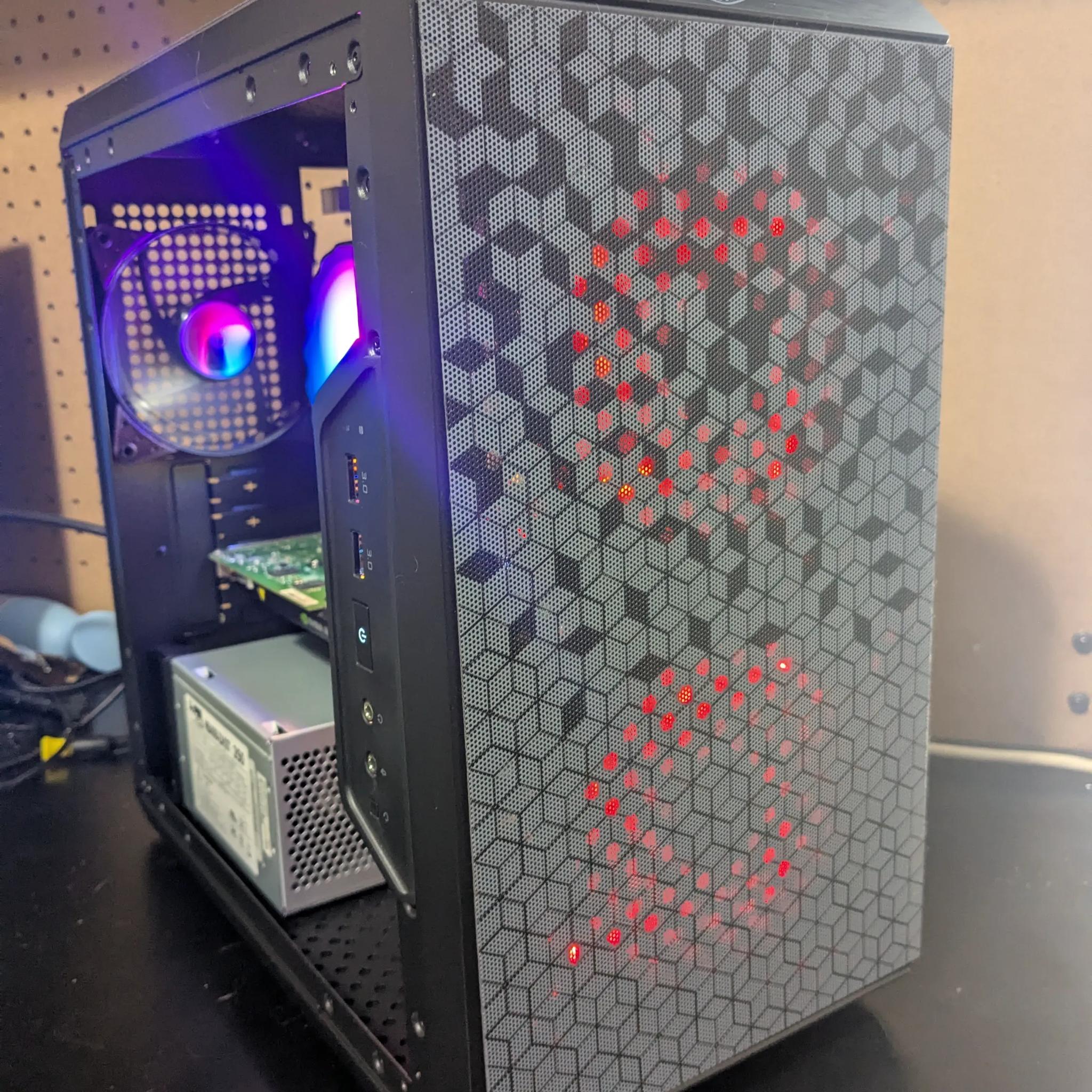 100 FPS Fortnite | 180 Day Warranty | Xeon (Same as i7), 24GB RAM, 4GB Nvidia, 512GB SSD, Win11