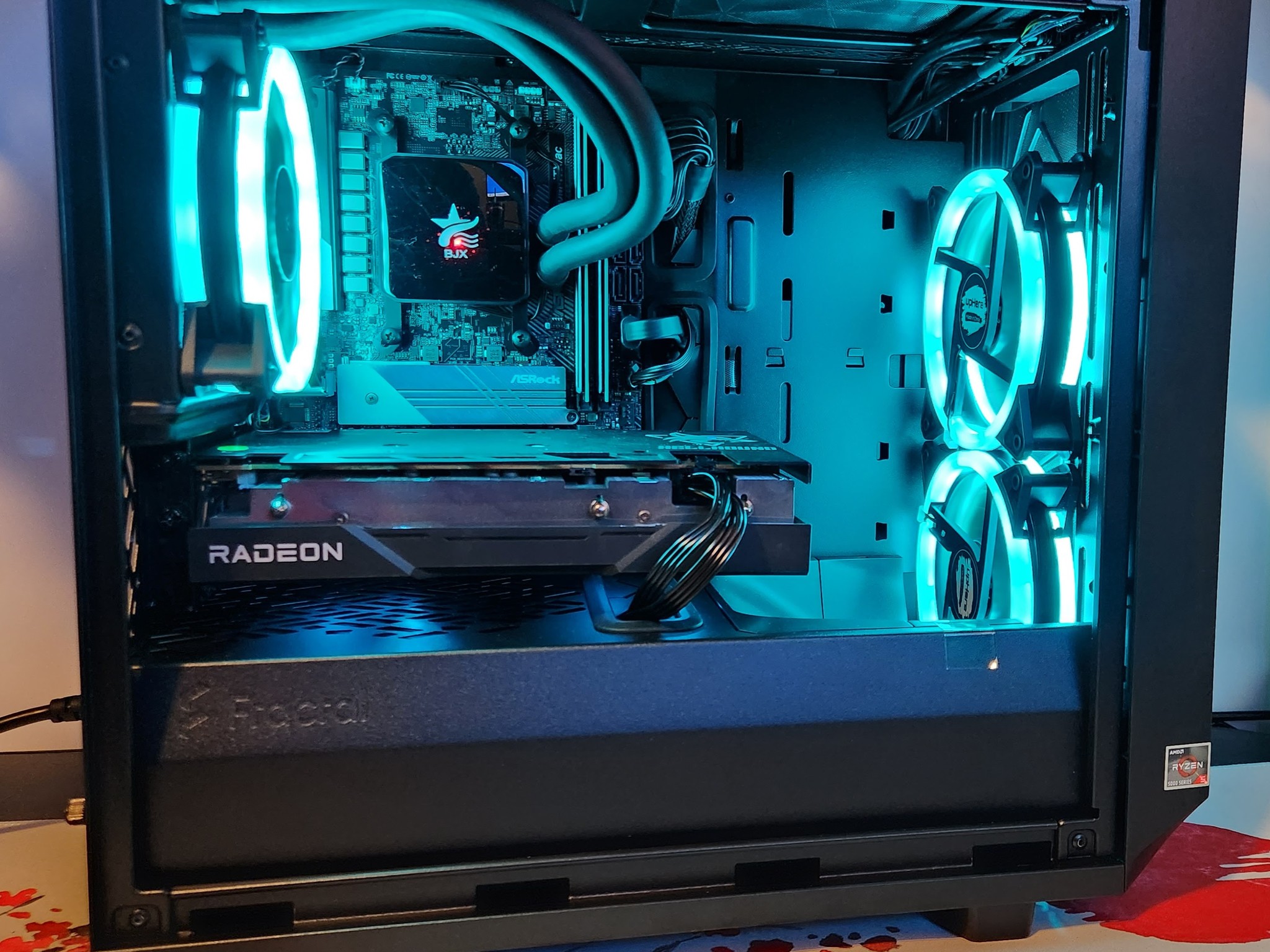 LIQUID COOLED GAMING RIG!  Ryzen 5 / 32GB RAM / 1TB SSD / RX 6600 8GB
