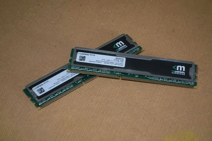 Mushkin 16GB (2x8GB) Enhanced ECO2 DDR3 DDR3L PC3L-12800 1600MHz RAM Model 997031E