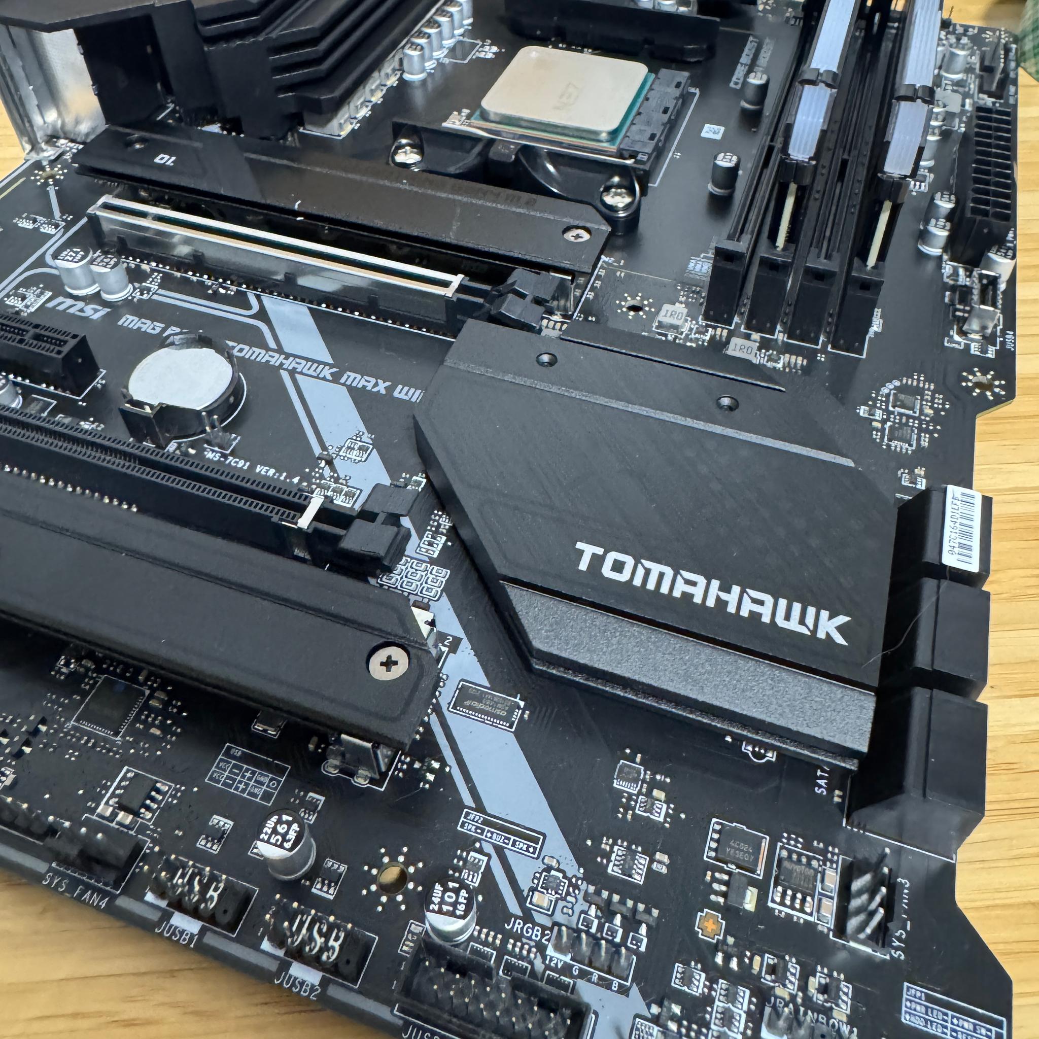 AMD COMBO! Ryzen 7 5800X3D / MSI MAG B550 Tomahawk Max Wifi / Corsair 32GB Ram - High End COMBO