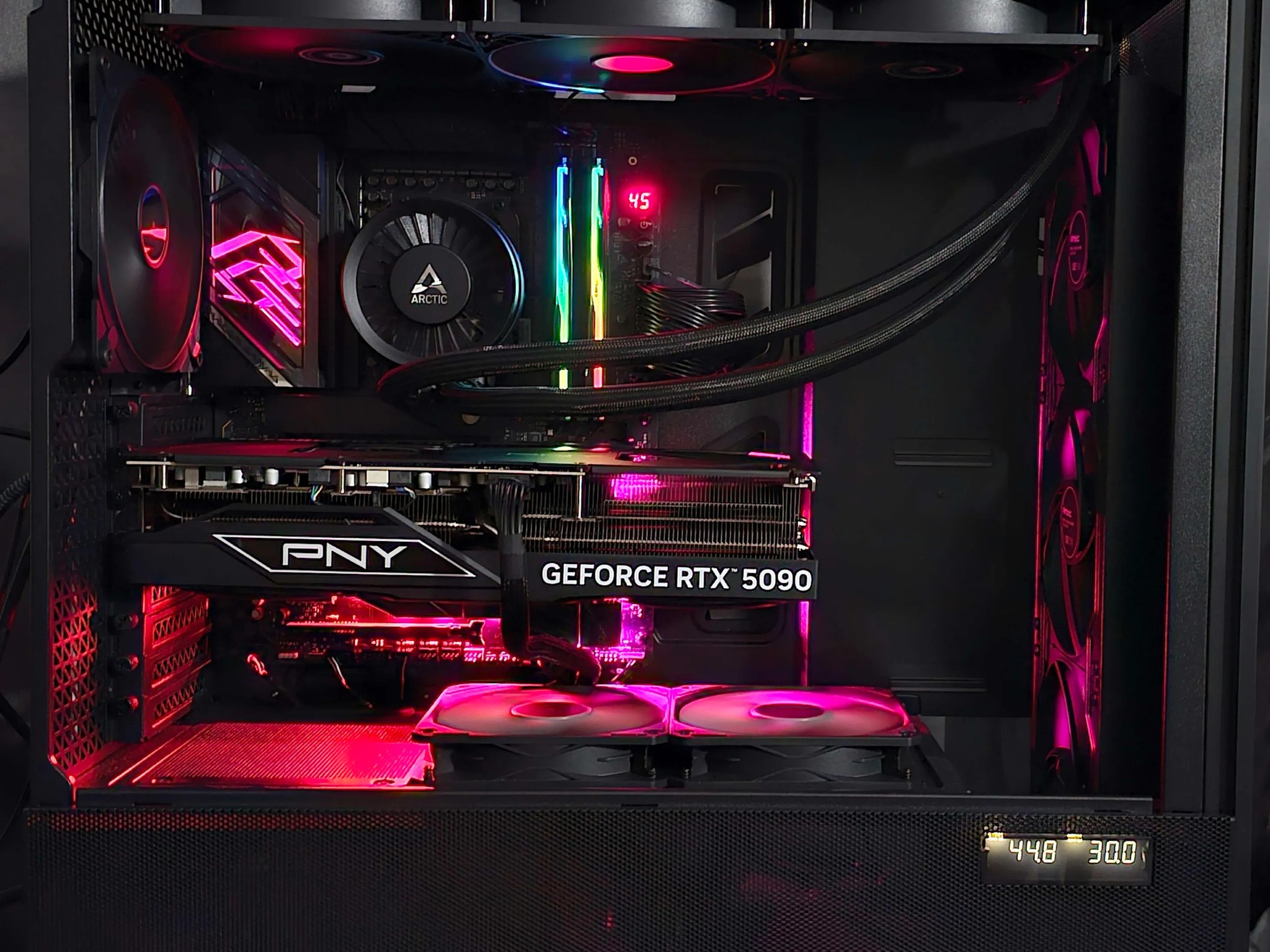 RTX 5090 - 9950X3D GAMING SYSTEM!!!