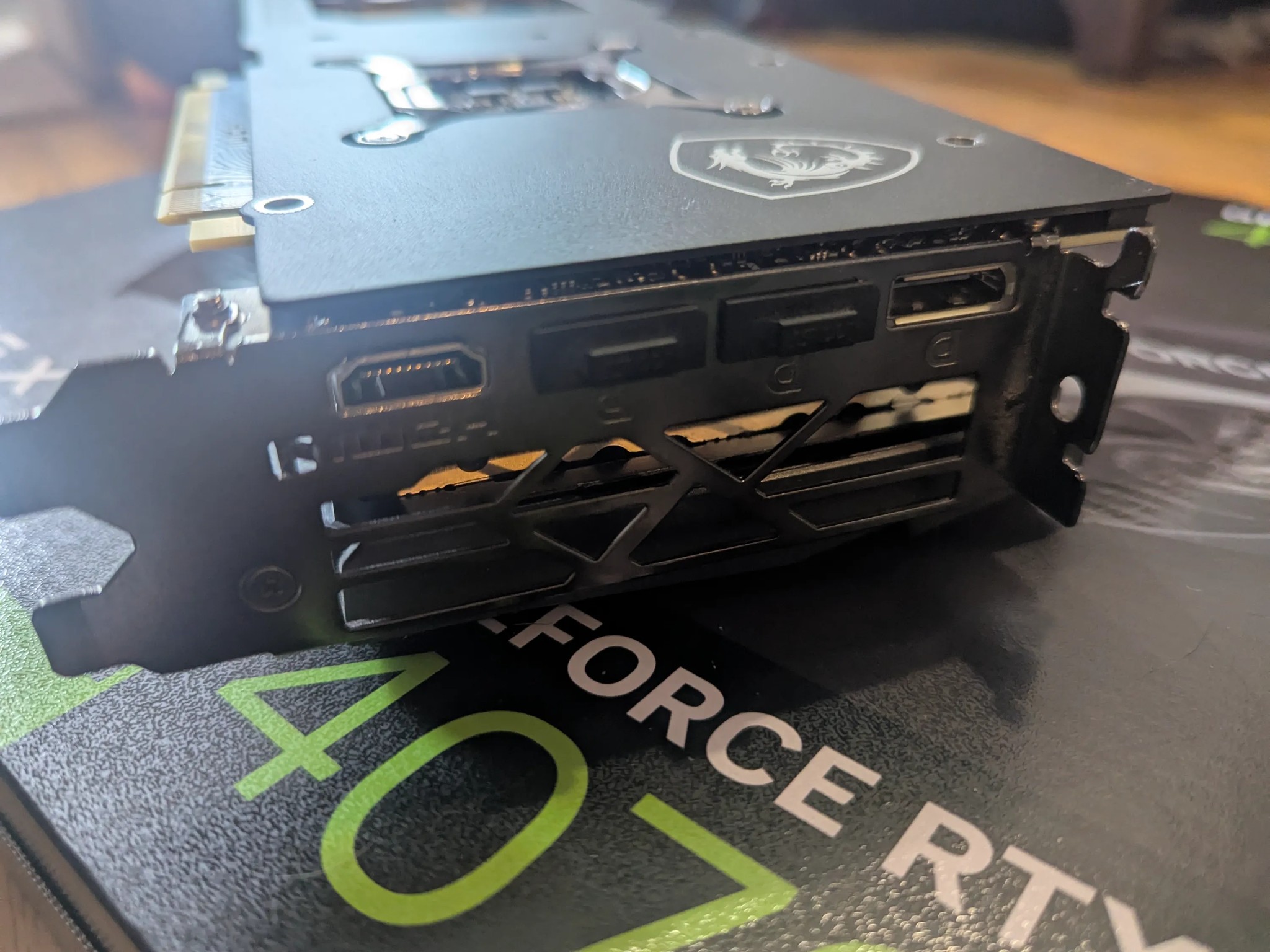 GeForce RTX™ 4070 Ti GAMING X SLIM 12G - LIKE NEW