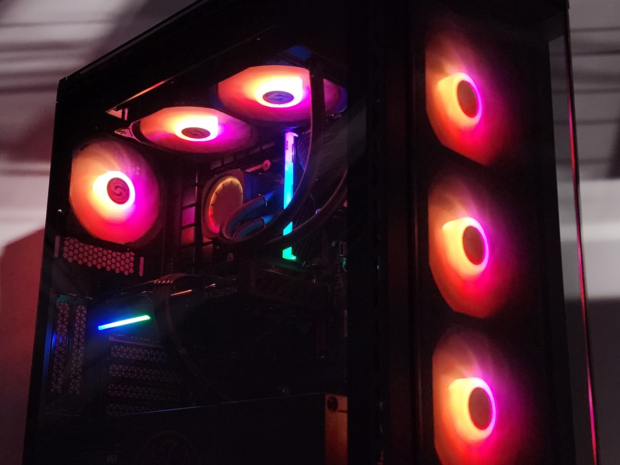 Gaming PC Ryzen 5 7600X 16GB RAM 1TB SSD RX 9060 XT 16GB Windows 11 Computer