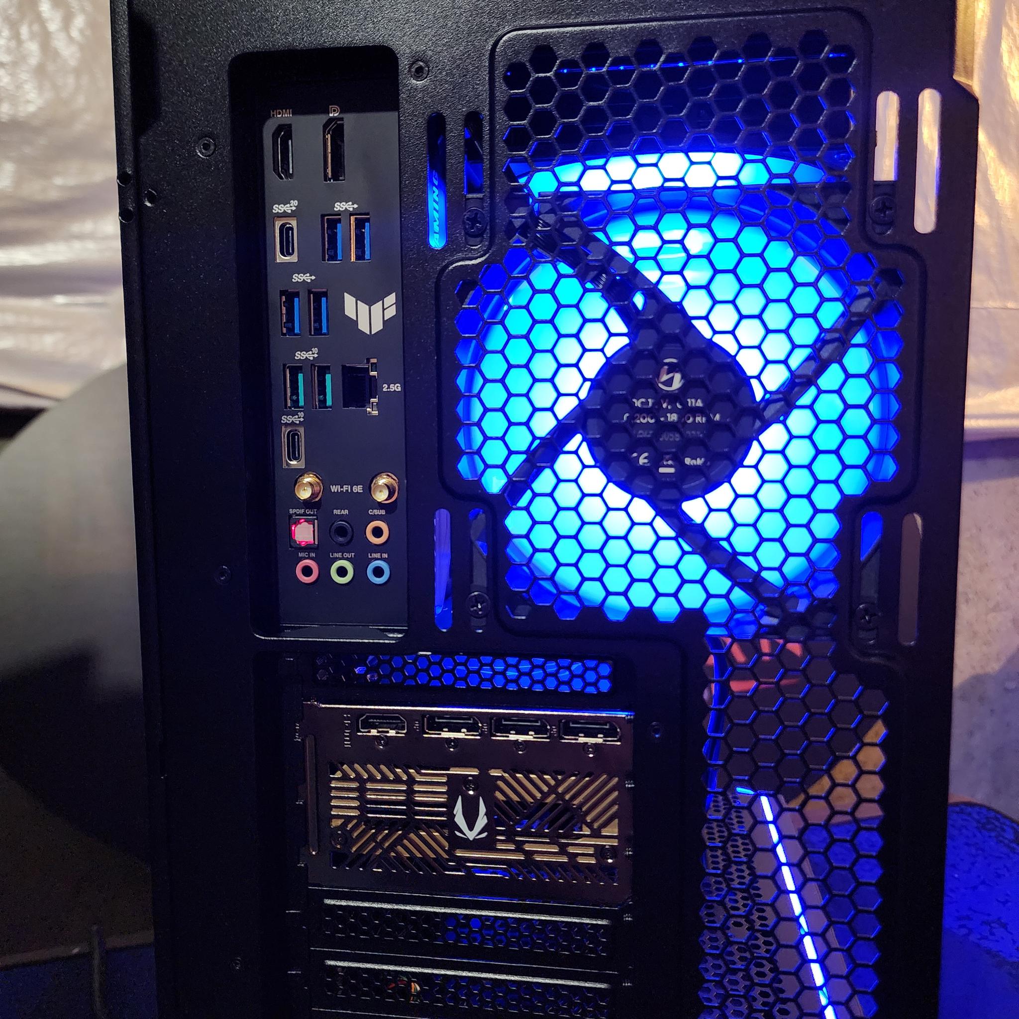 RTX 5080 / i9-14900KF / 32GB DDR5 RAM / 2TB NVMe