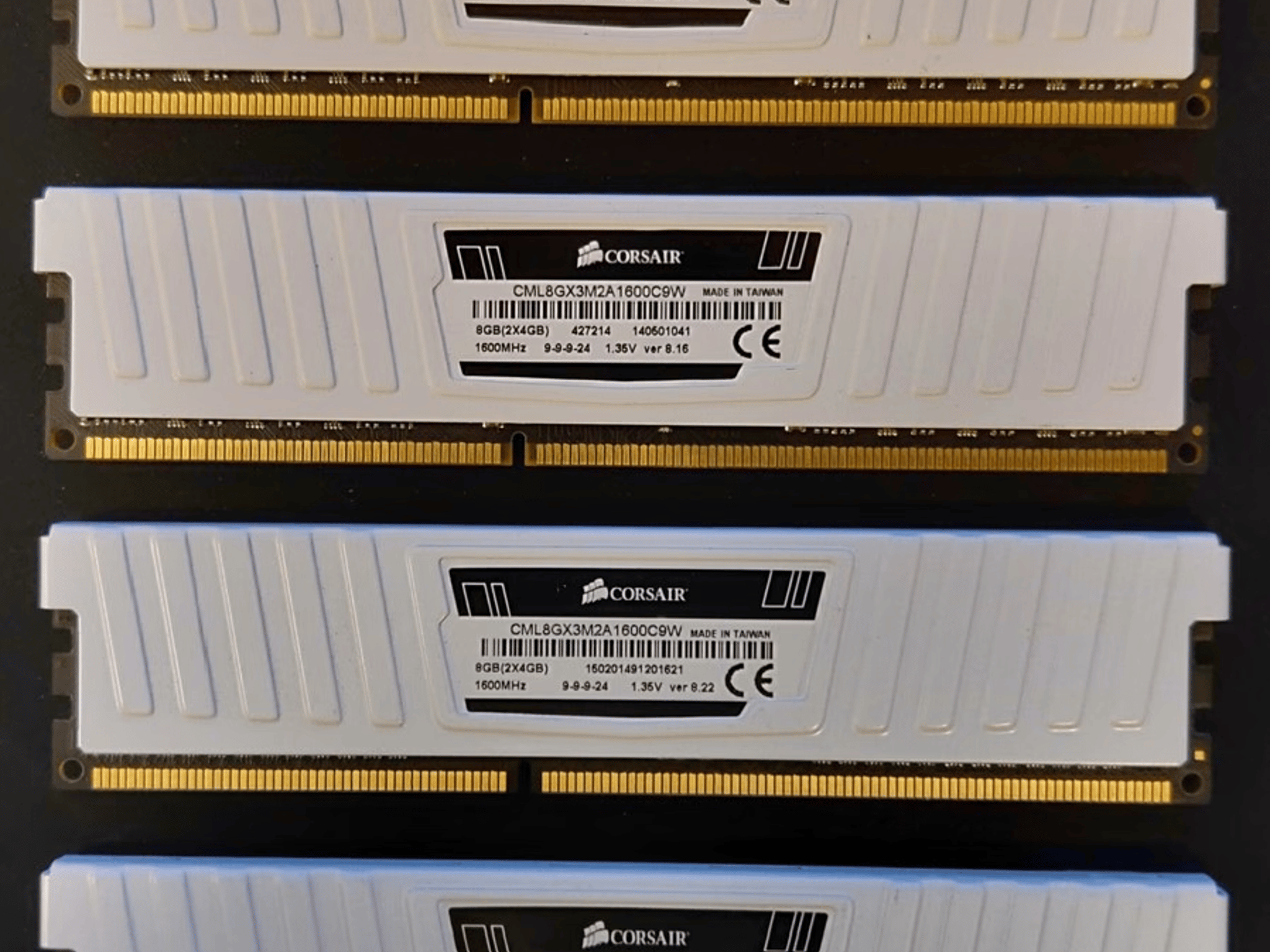 Corsair VengeanceLP 16GB(4x4GB) DDR3 1600MHz RAM