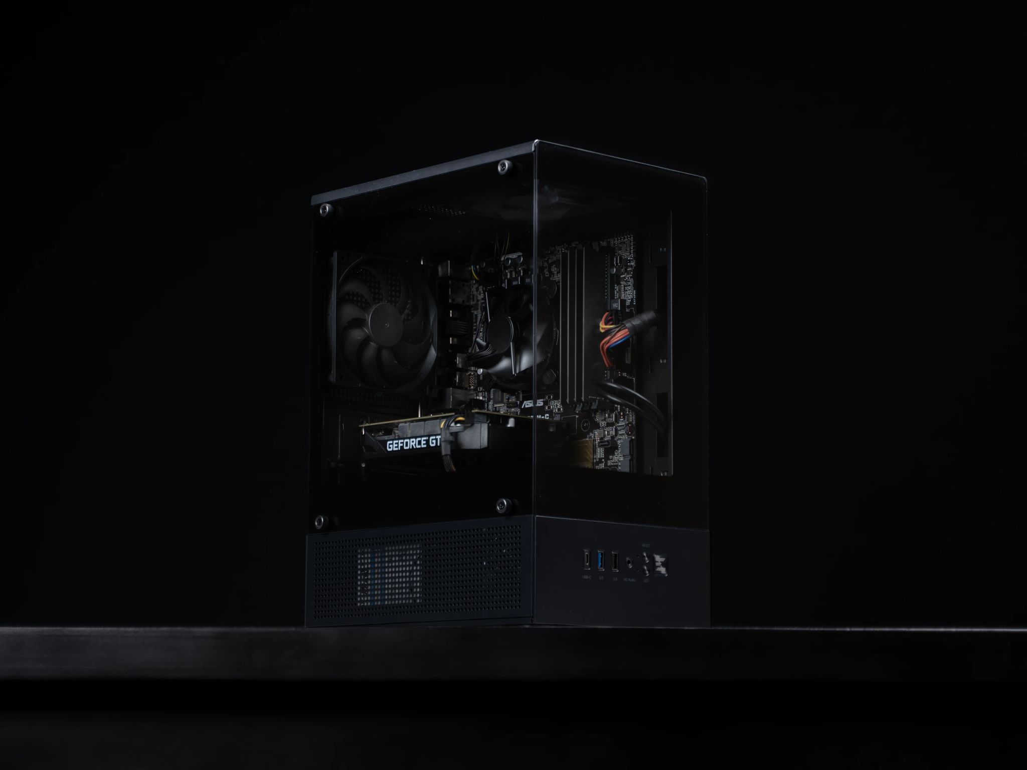 \ MF-02 / GTX 1650 Super Intel Core i5 7600 16GB .5TB Windows 11 Gaming PC Powerhouse