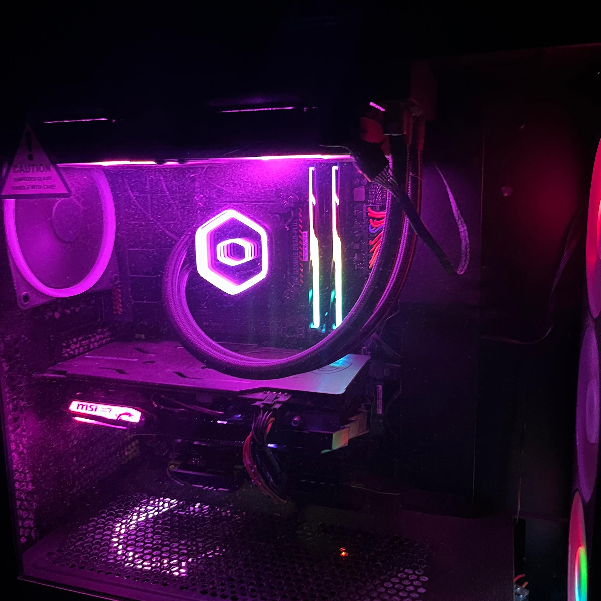 Ryzen 5 7600x, 32 GB DDR5 6000mhz CL38, GeForce 1660 Gaming X Build