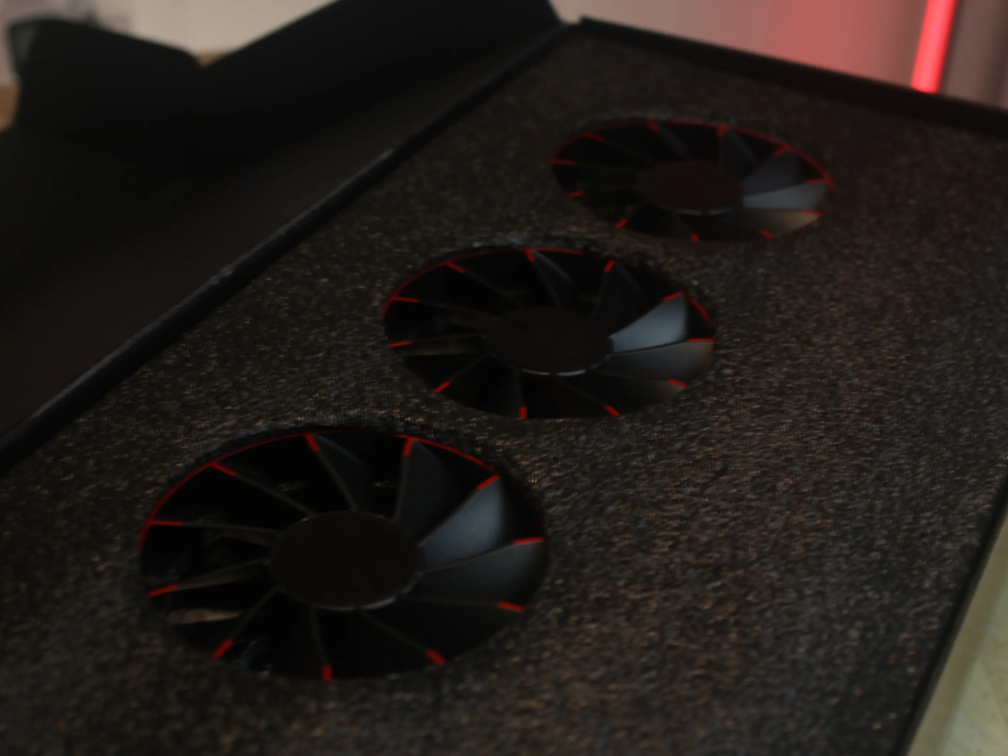 XFX RX 7900 XTX 24GB Mercury Magnetic Air OC