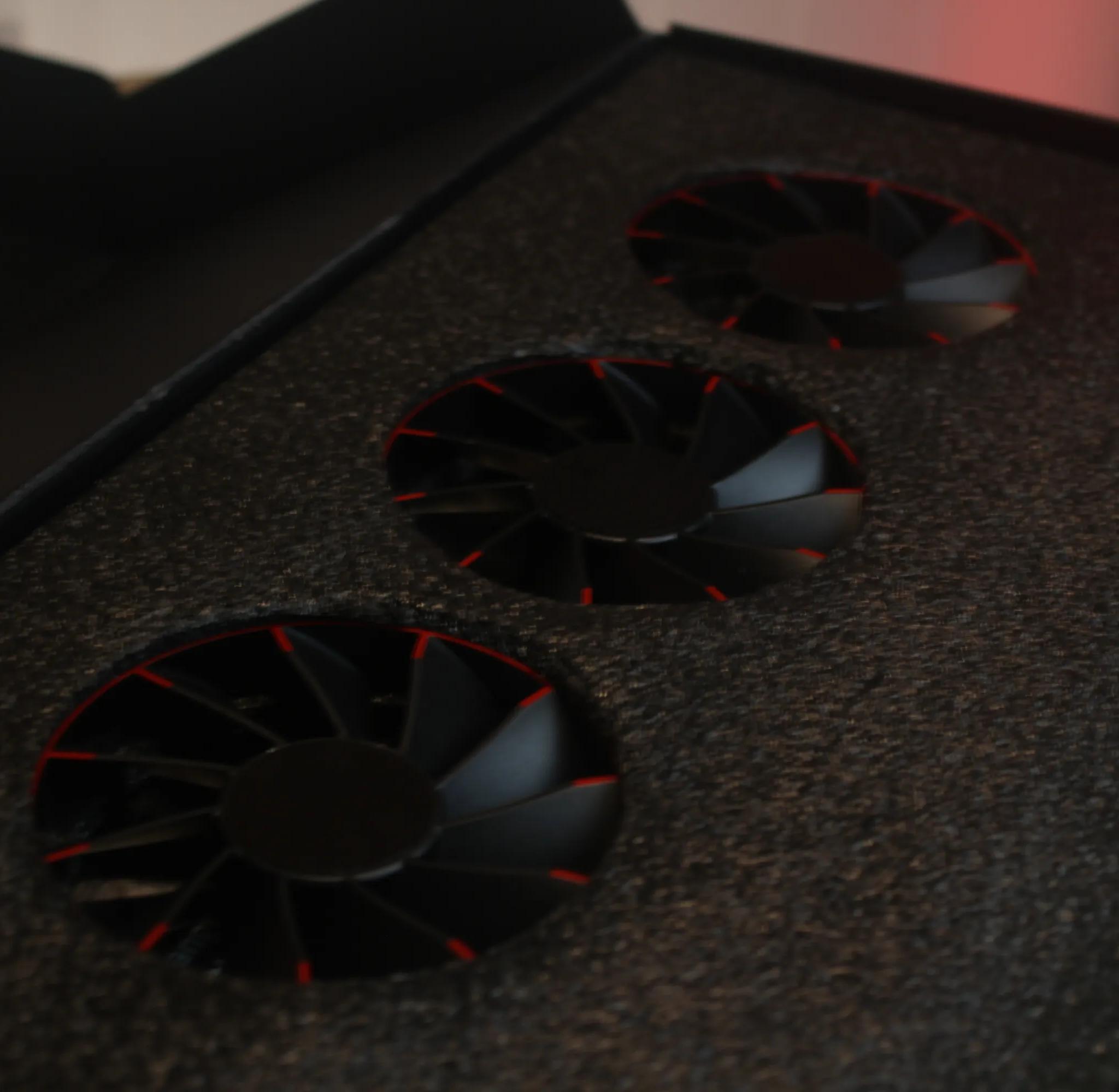 XFX RX 7900 XTX 24GB Mercury Magnetic Air OC