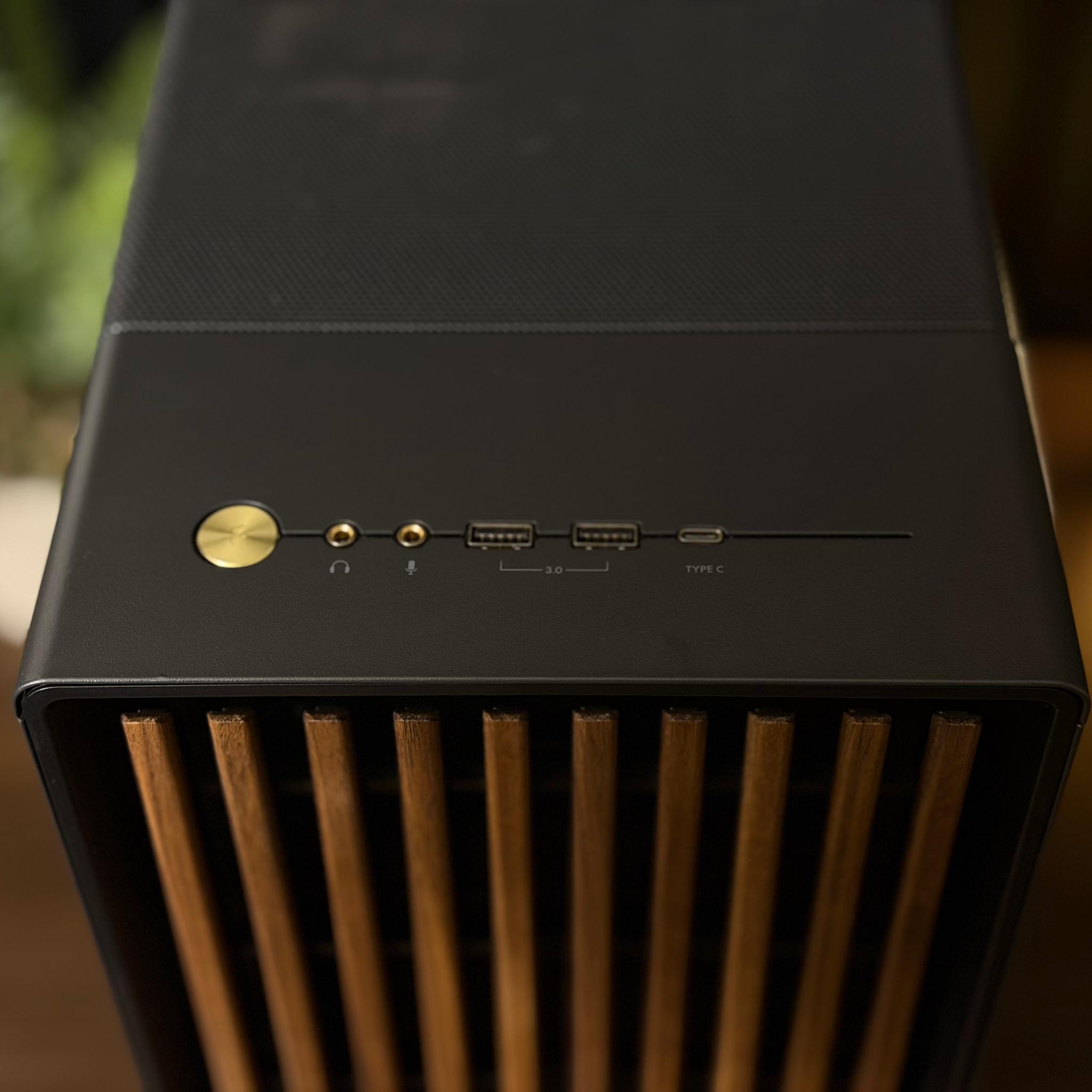 High-End Stealth PC | Ryzen 7 9700X / 64GB 6000MHz Memory / RX 7800XT / 2TB NVME SSD / 1TB HDD