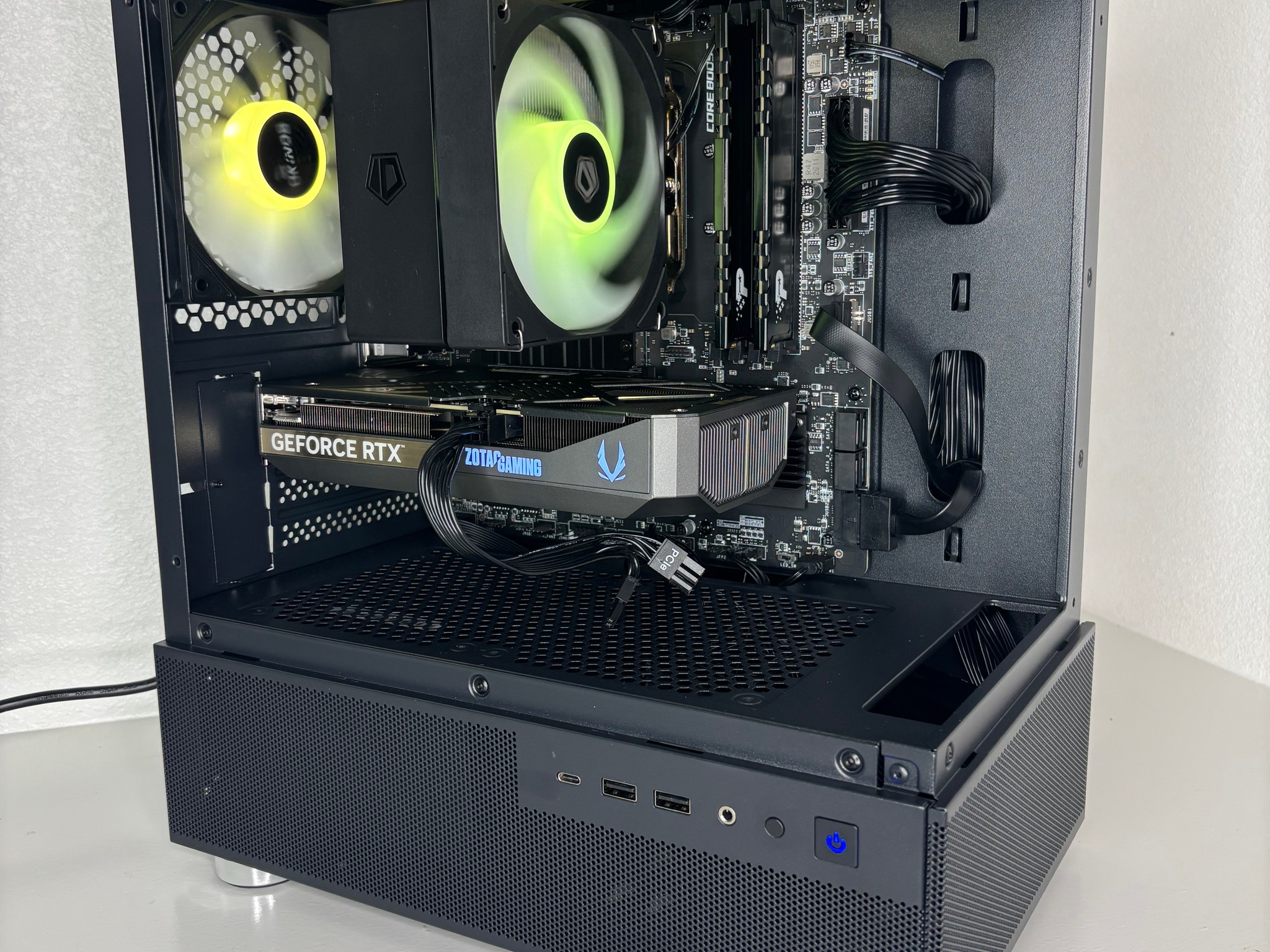 GeForce RTX 5060 Ti 8GB Custom Gaming PC