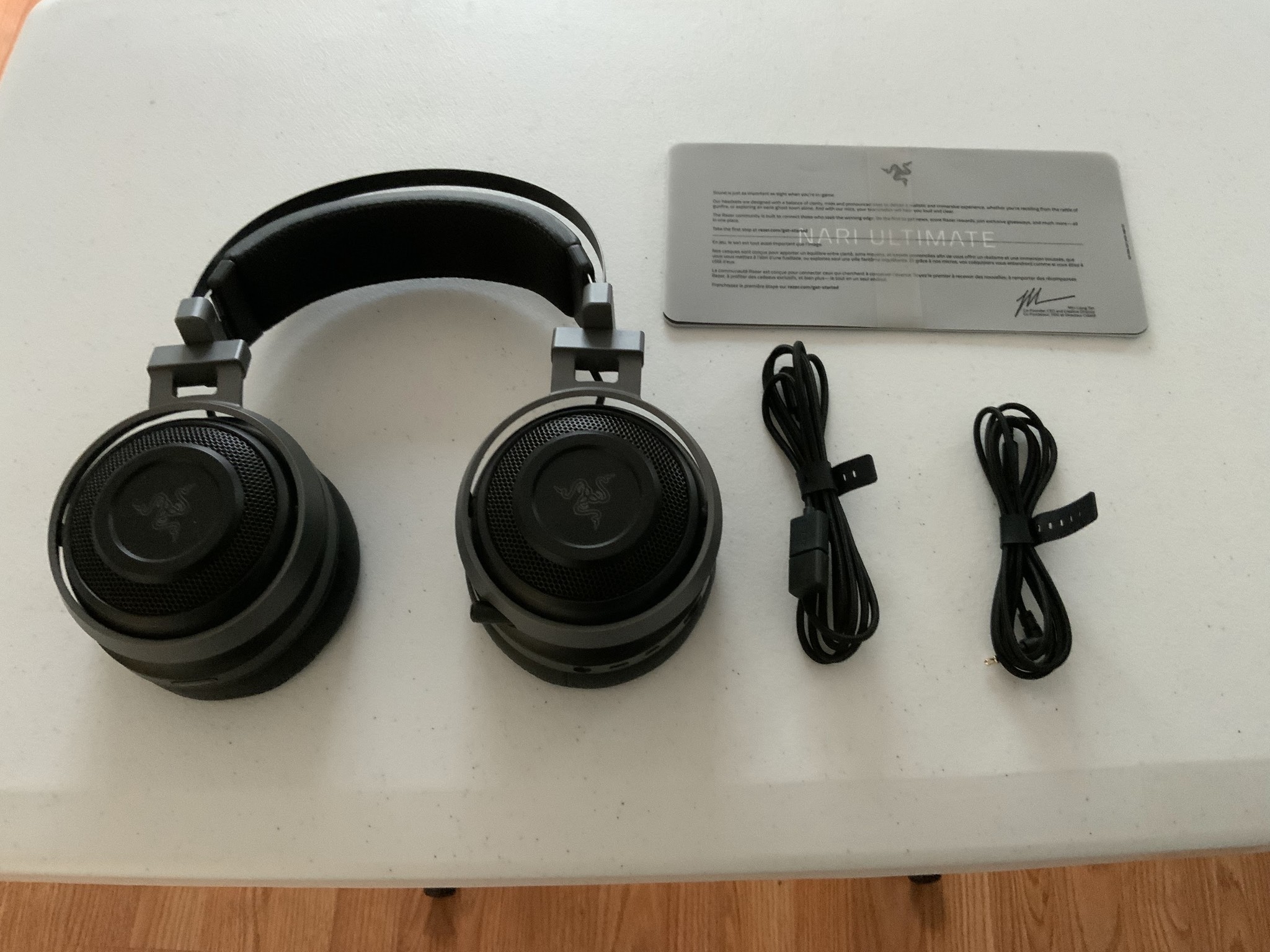 Razer Nari Ultimate Wireless 7.1 Surround Sound Gaming Headset: THX Audio & Haptic Feedback