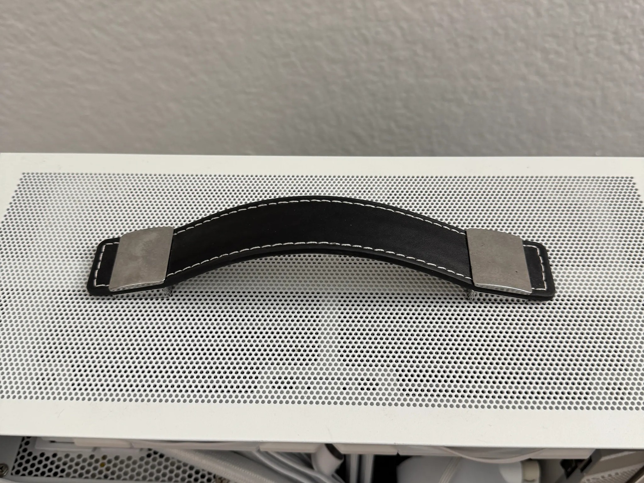 Mini-ITX Gaming Rig w/ Ryzen 7 7800X3D + 4080 SUPER