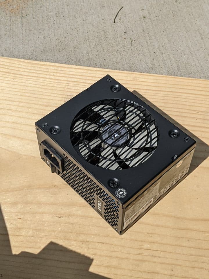 SFX Corsair SF750 Platinum Power Supply