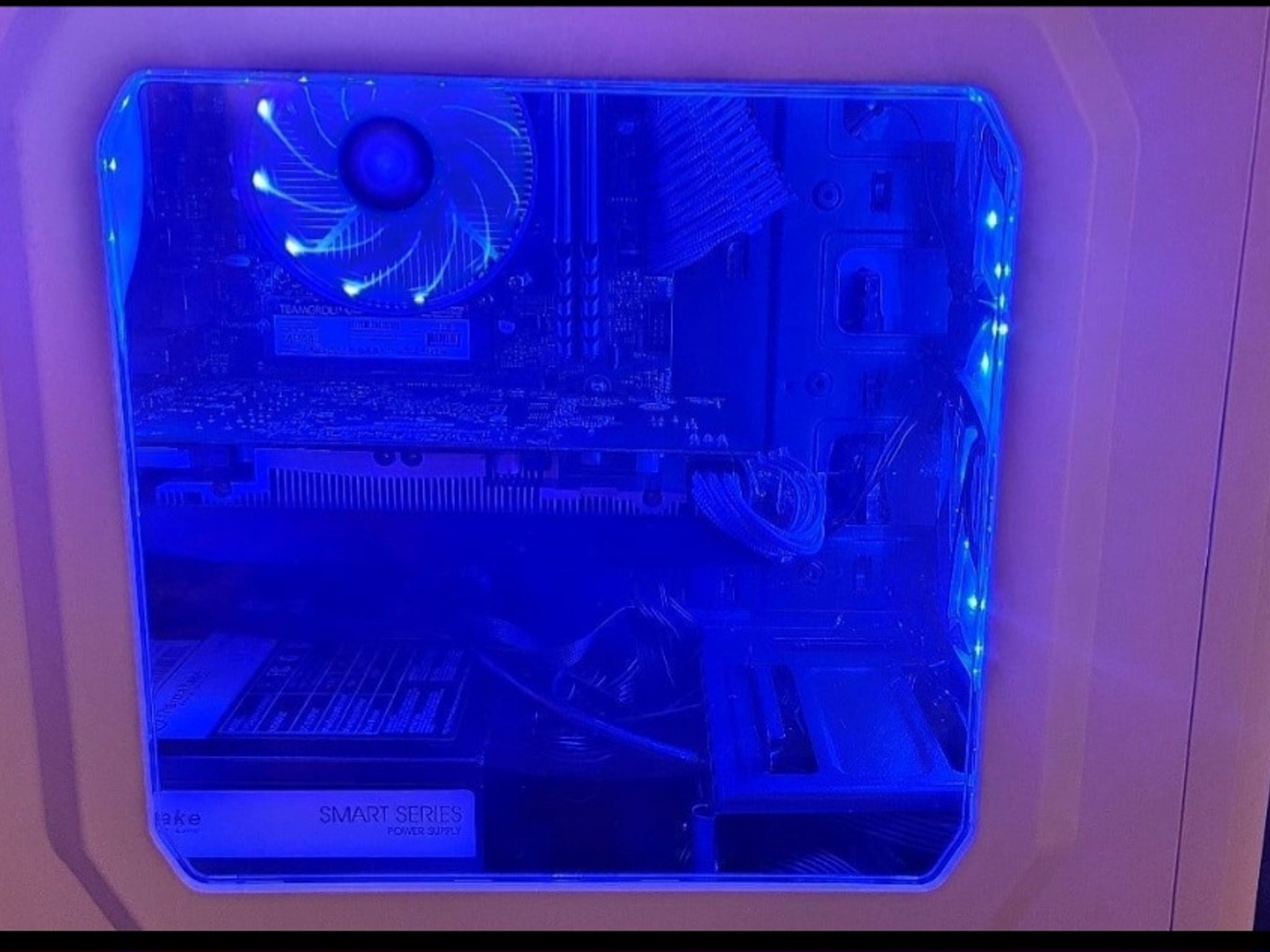Budget "Blueheart" Gaming PC i5 8600 RX 570