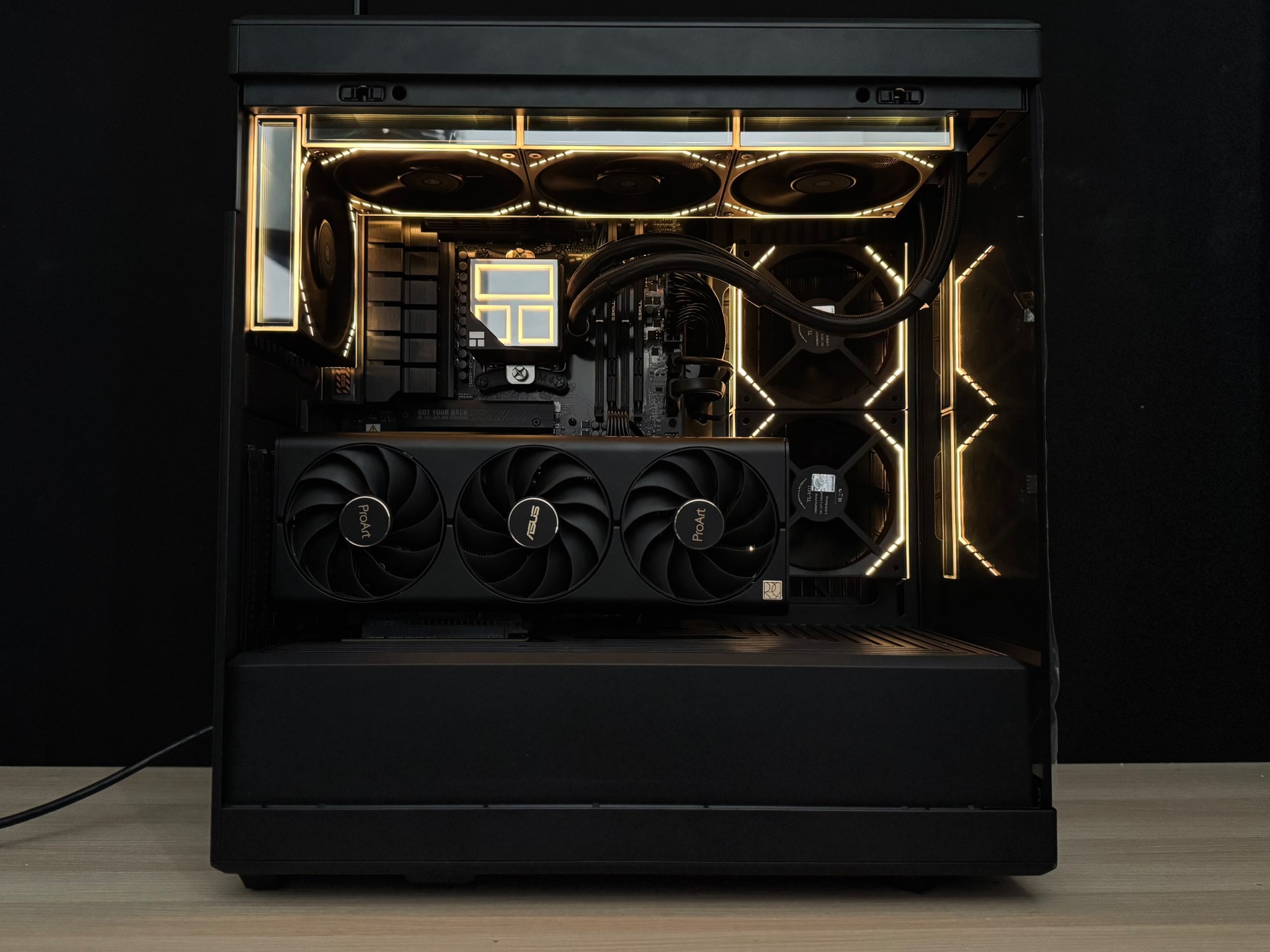 🧑‍🎨ProArt | 4K GAMING PC : RTX 4070TI, Ryzen 7 7700X, 32GB DDR5, 2TB M.2 SSD, WIFI