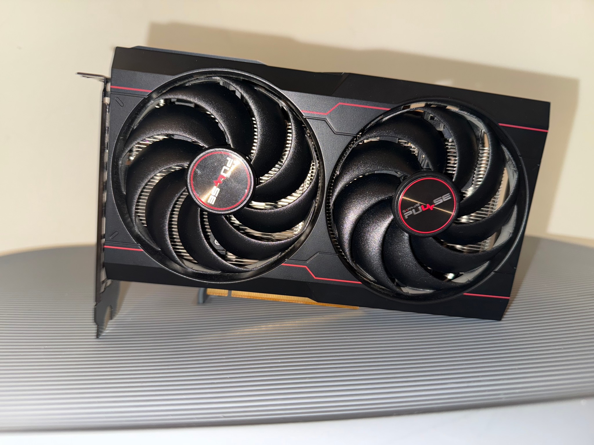 Sapphire PULSE Radeon RX 6600