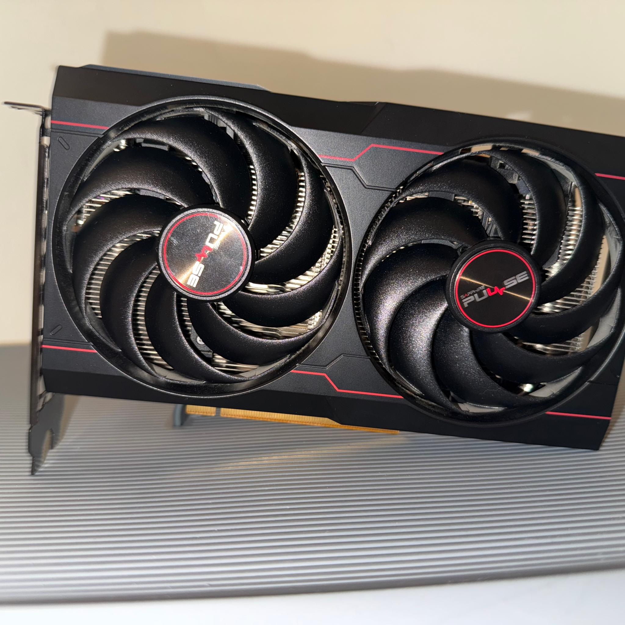 Sapphire PULSE Radeon RX 6600