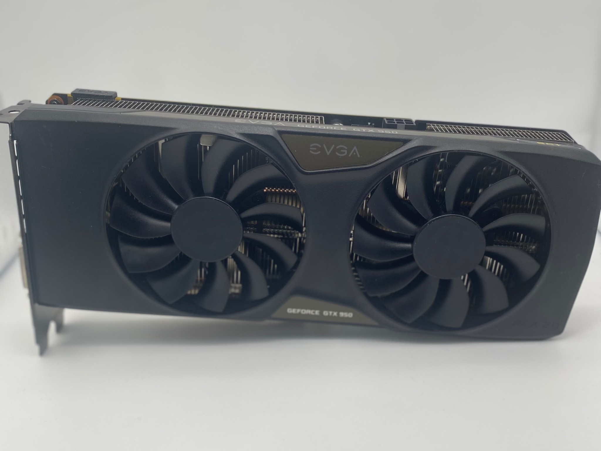 EVGA GEFORCE GTX 950 sc acx 2.0 Video graphics card 2GB GDDR5