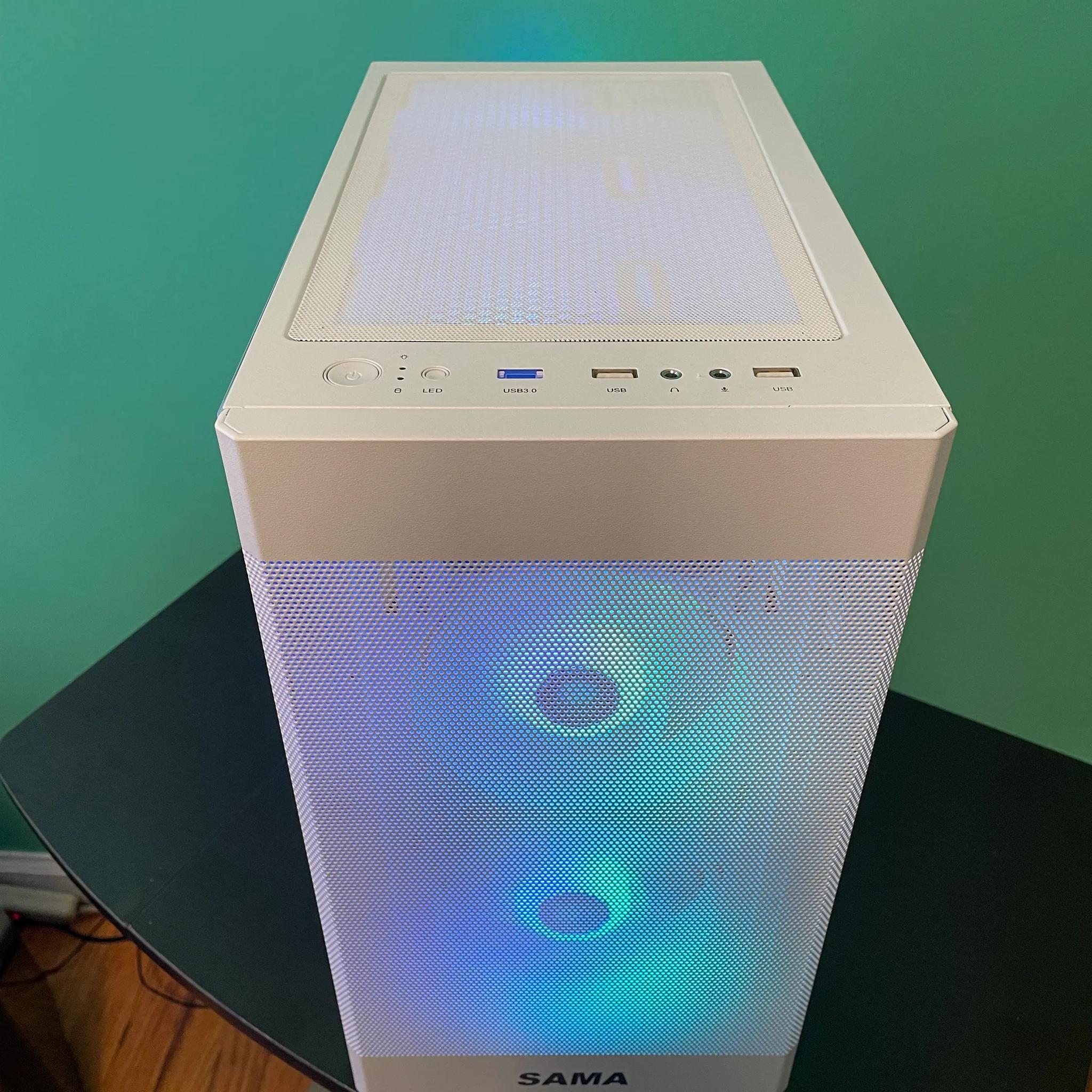 ELITE Glass Gaming PC | Intel i5 / Amd RX580 / 8GB / 600GB Win 10 Pro WiFi