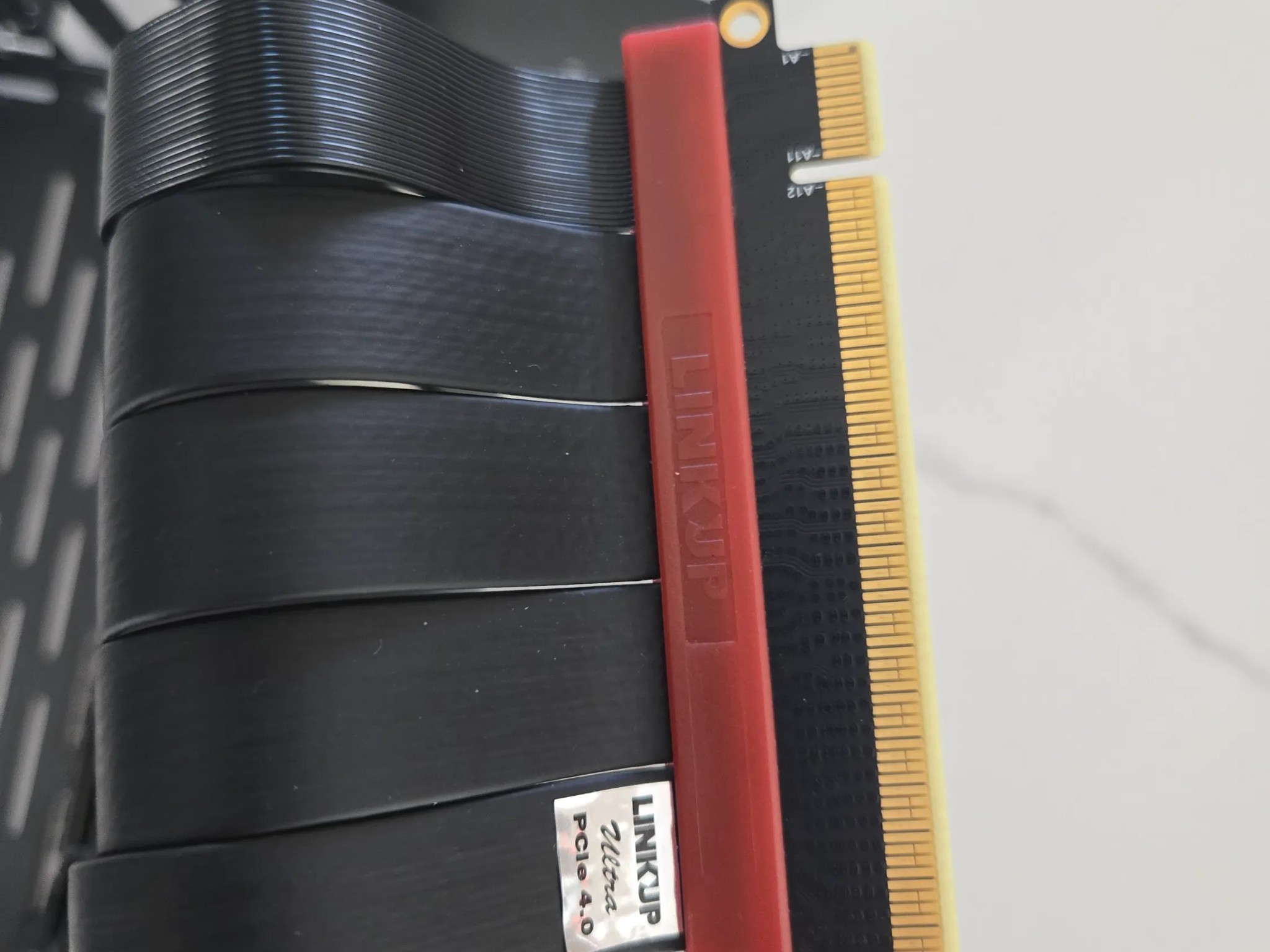 LINKUP Vertical GPU Bracket w/ LINKUP Ultra PCIe 4.0 X16 Gen4 Riser Cable