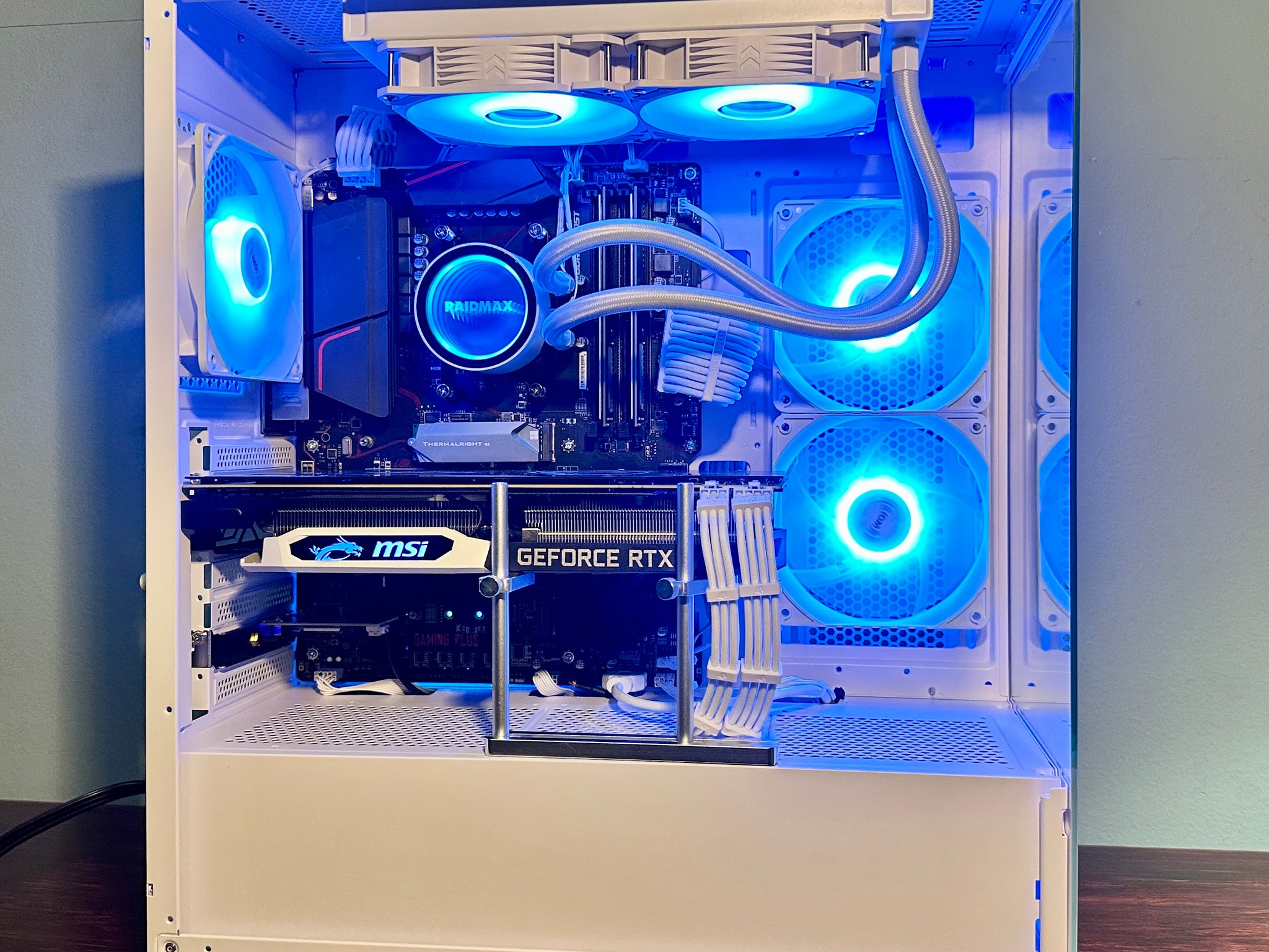 Moon Knight V2 | Ryzen 5 3600 | RTX 2070 8GB | 16GB RAM | 512GB NVME | WiFi