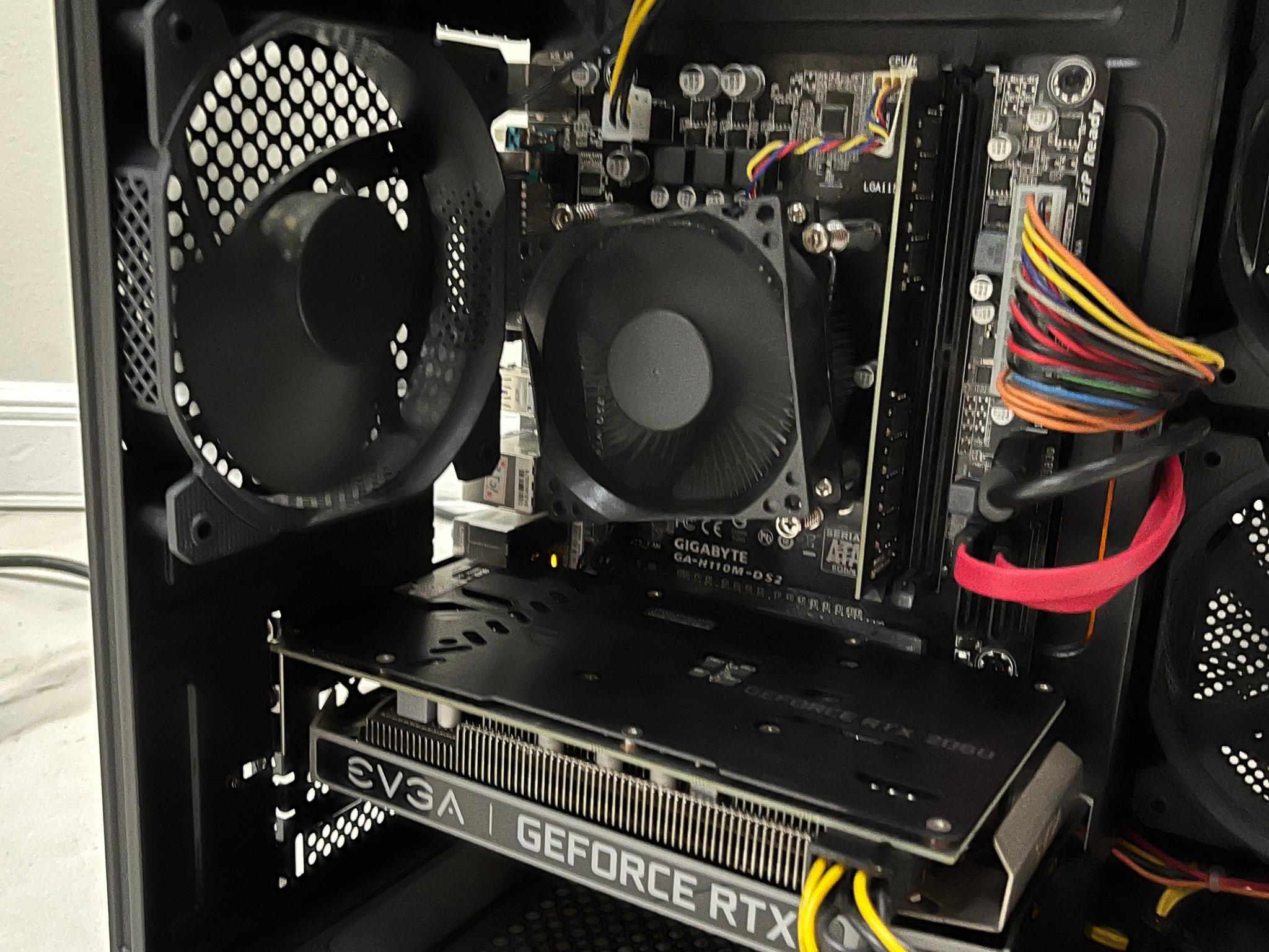 NVIDIA RTX 2060, Intel i5-7500, 16GB RAM, 870 GB Storage, Gaming PC w/ Wi-Fi & Bluetooth